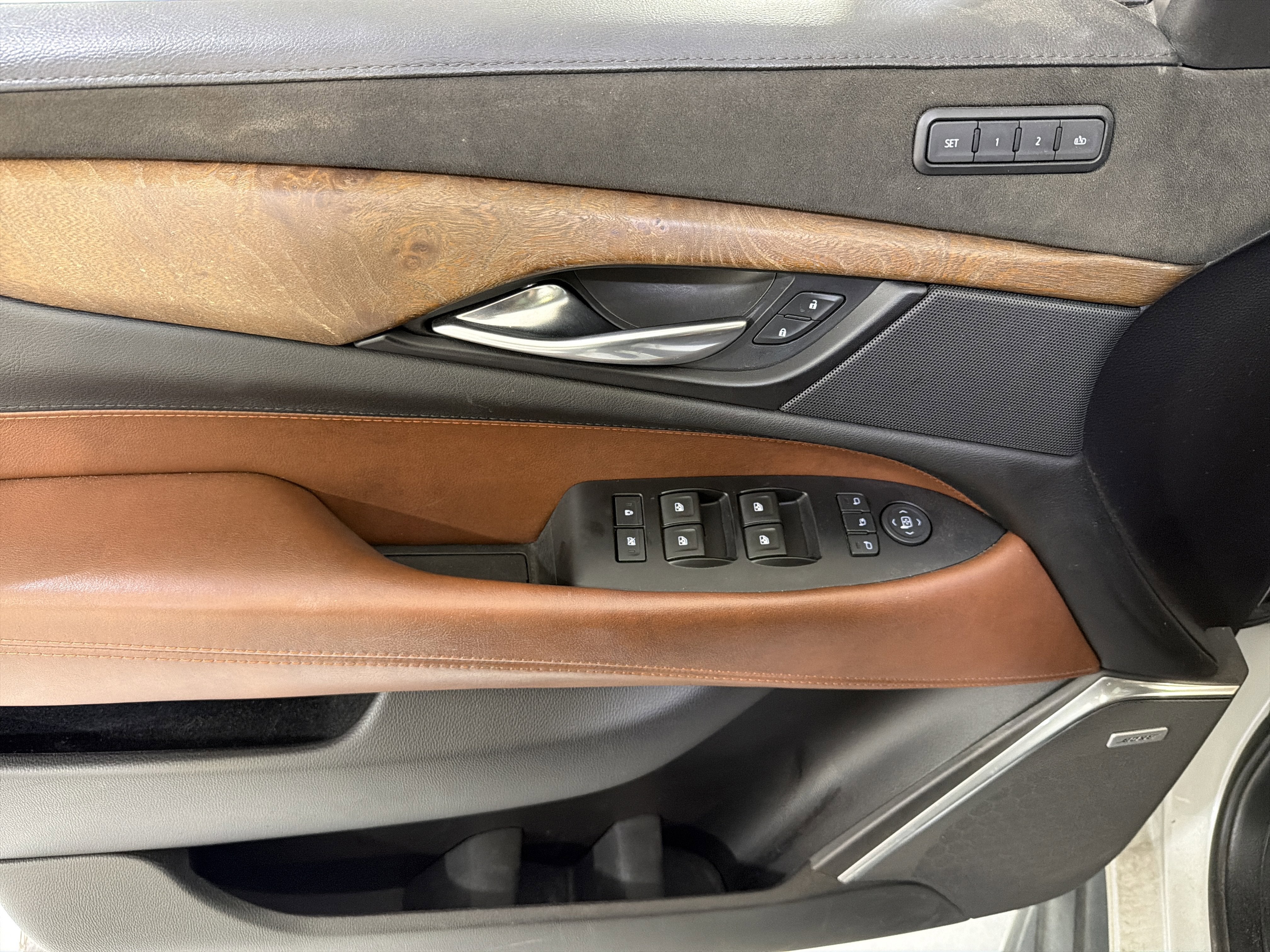 2019 Cadillac Escalade Luxury