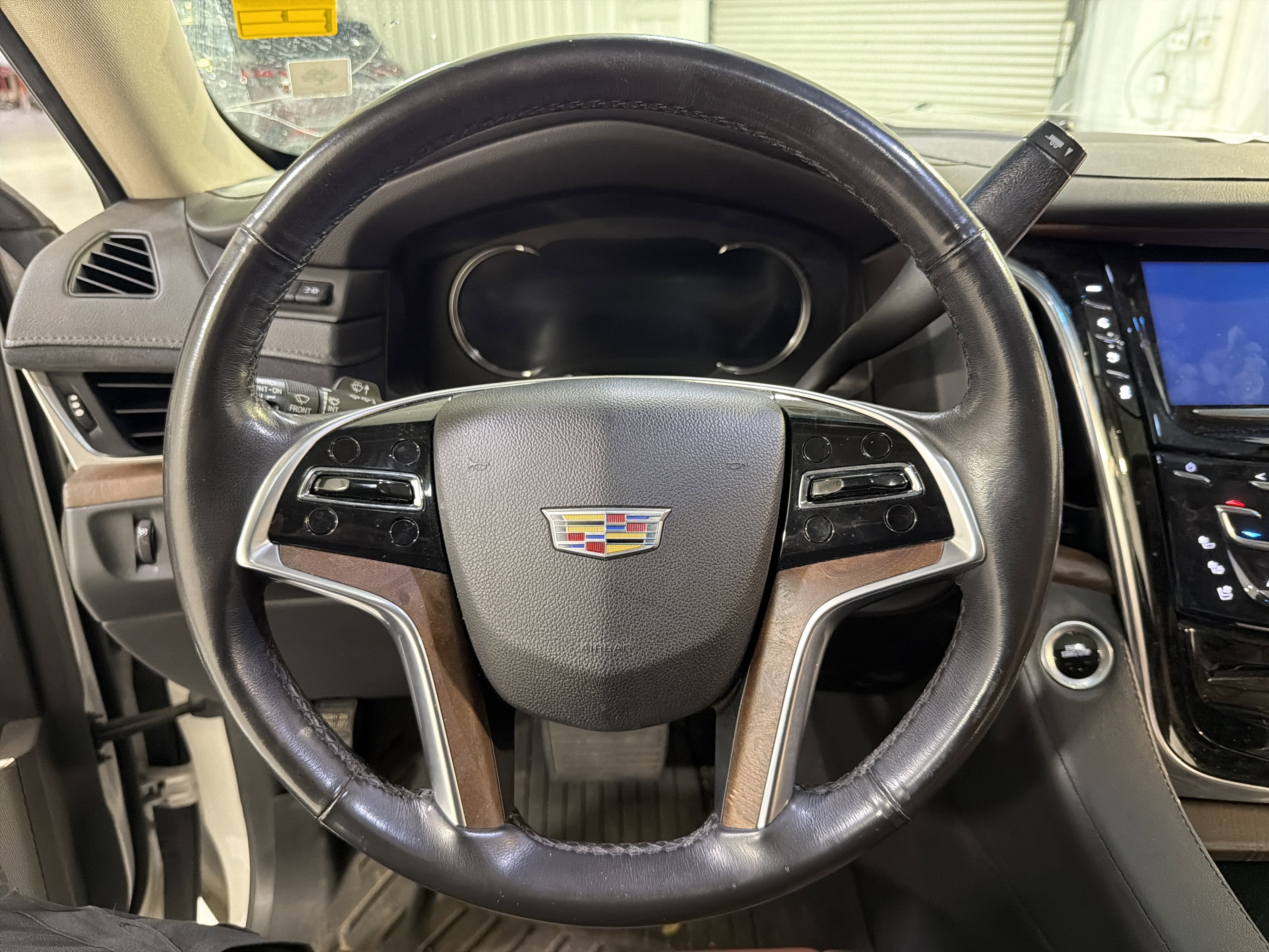 2019 Cadillac Escalade Luxury