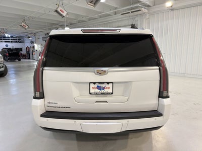 2019 Cadillac Escalade Luxury