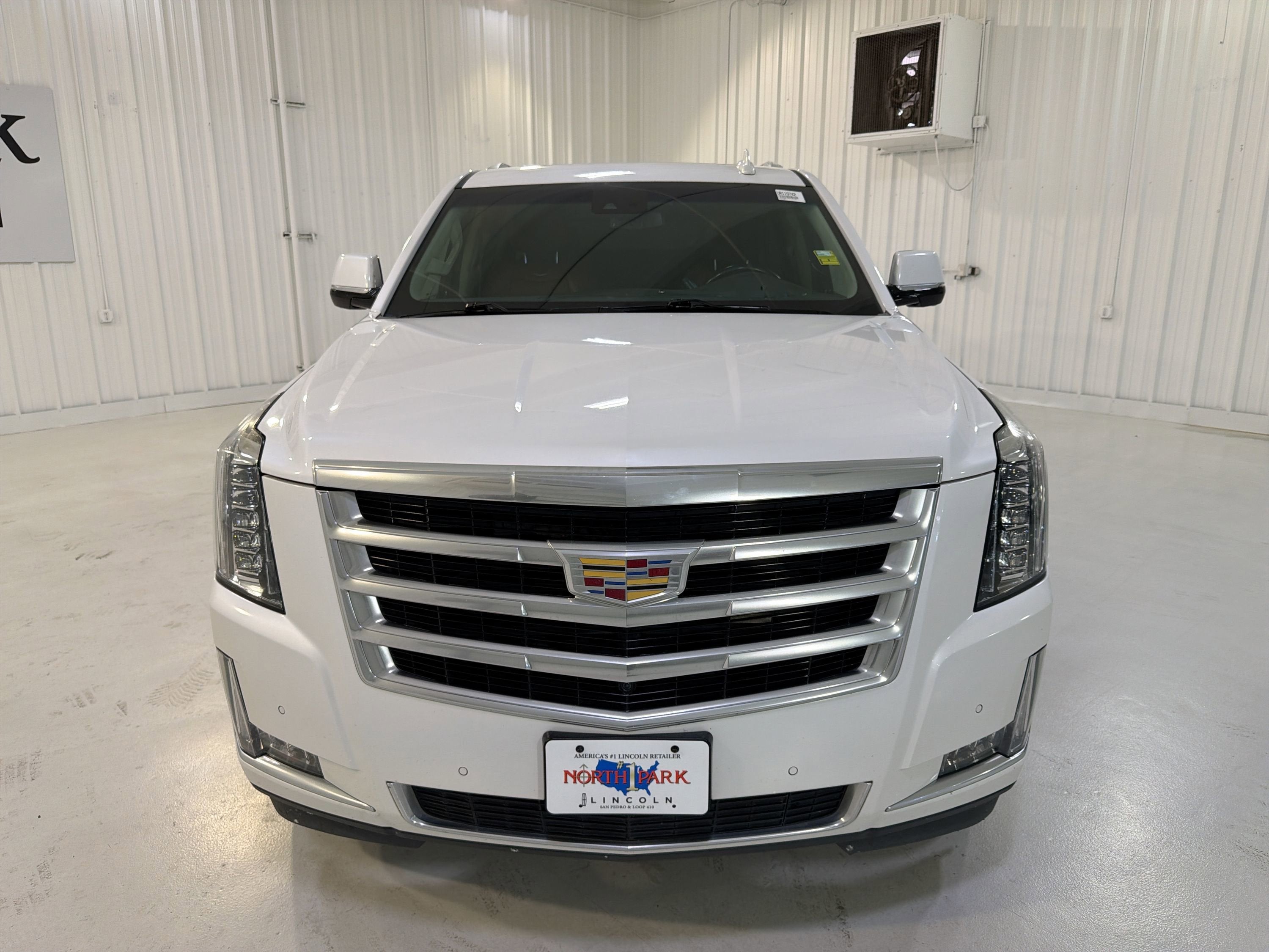 2019 Cadillac Escalade Luxury