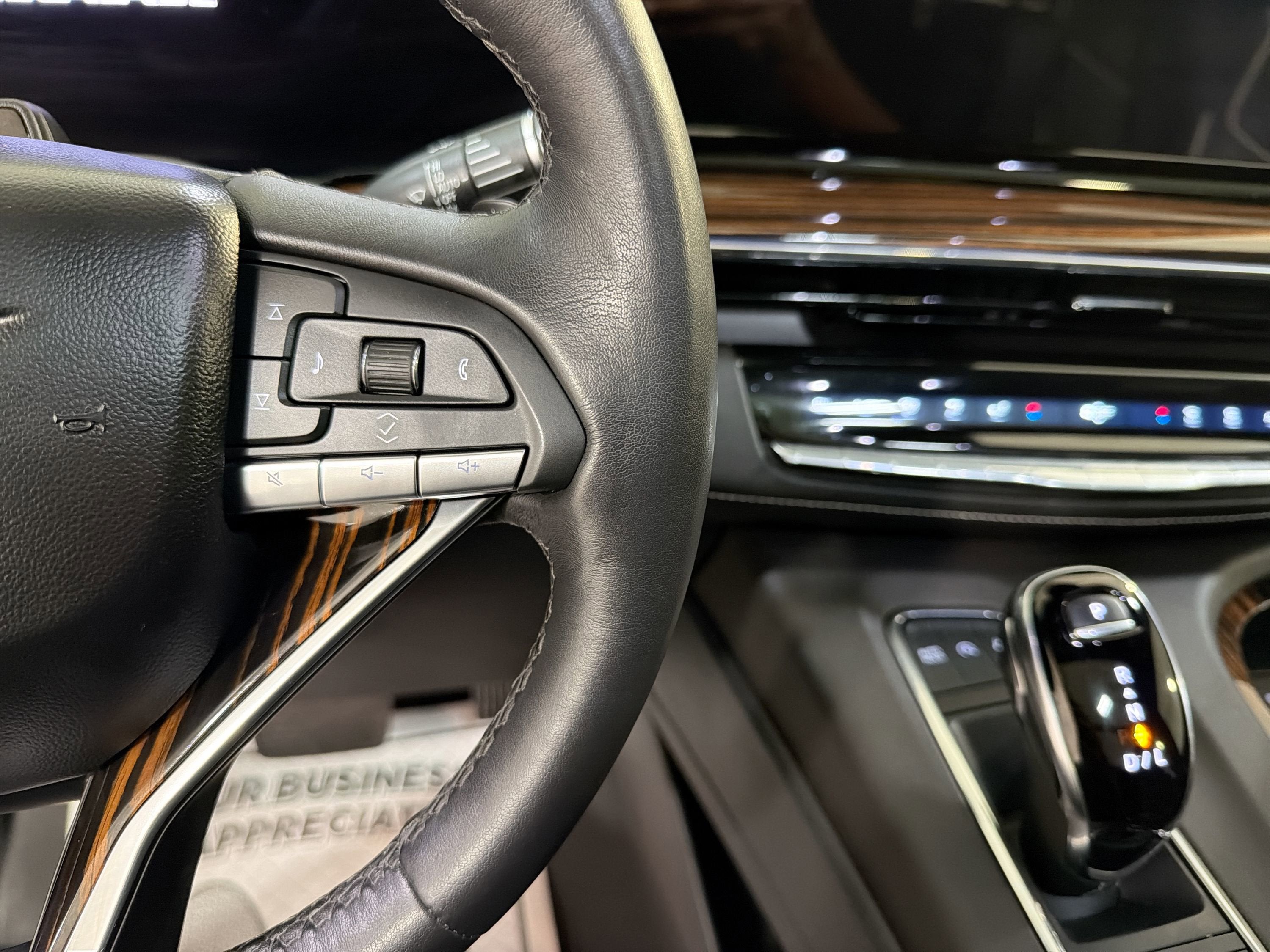 2024 Cadillac Escalade 4WD Premium Luxury