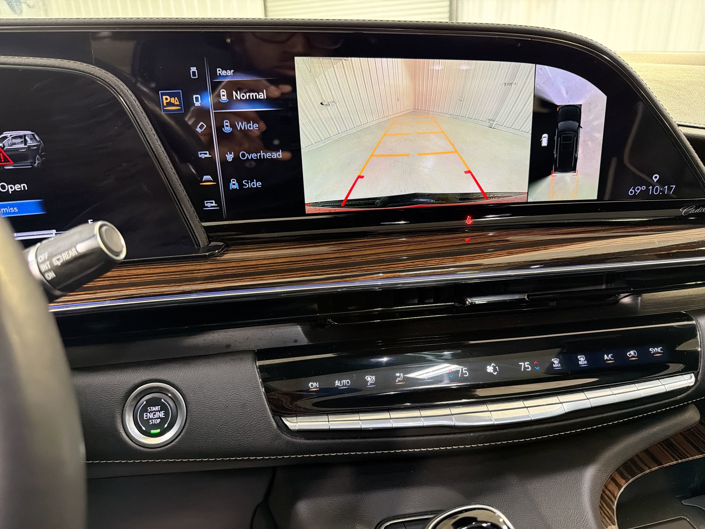 2024 Cadillac Escalade 4WD Premium Luxury