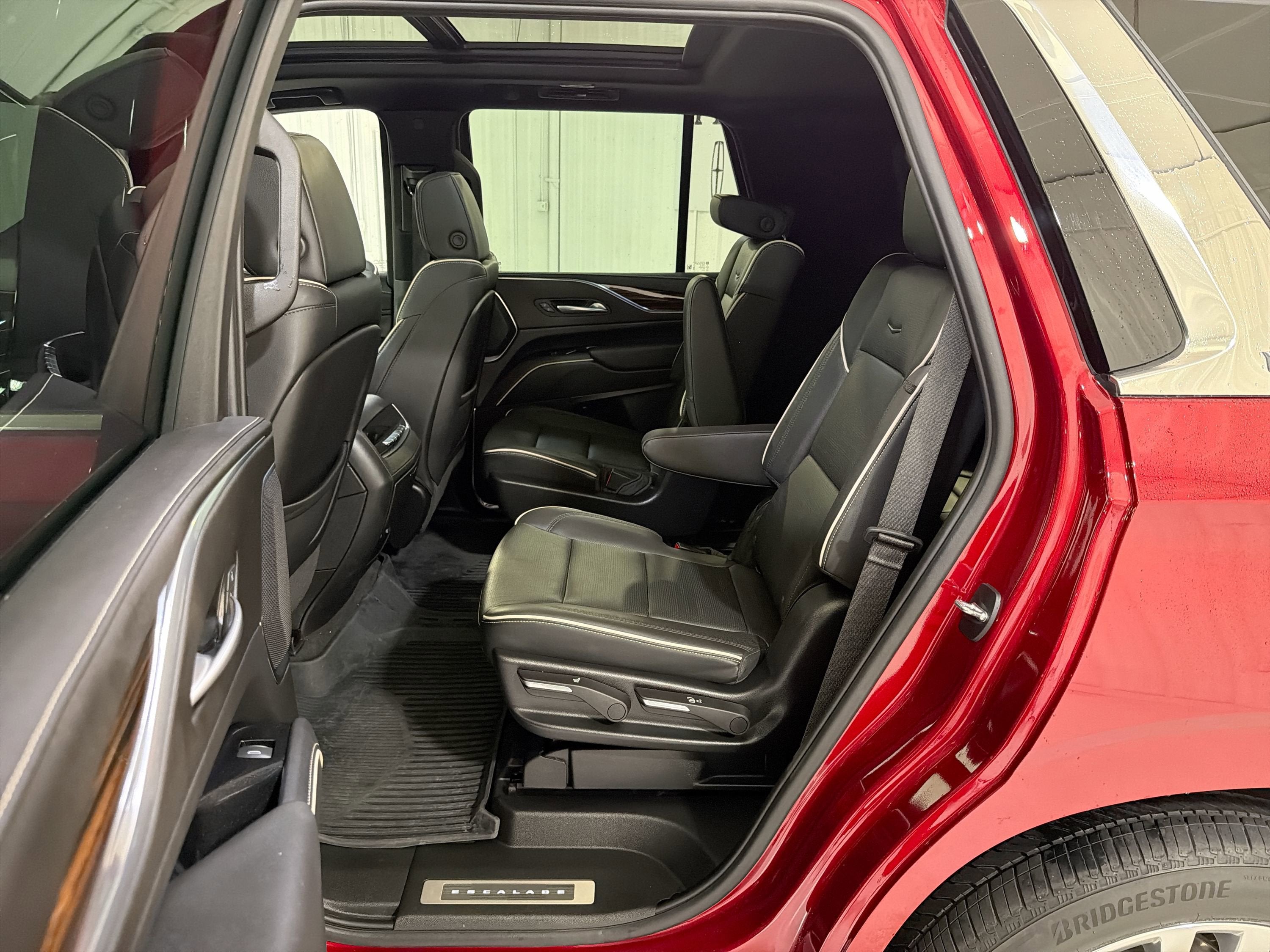 2024 Cadillac Escalade 4WD Premium Luxury