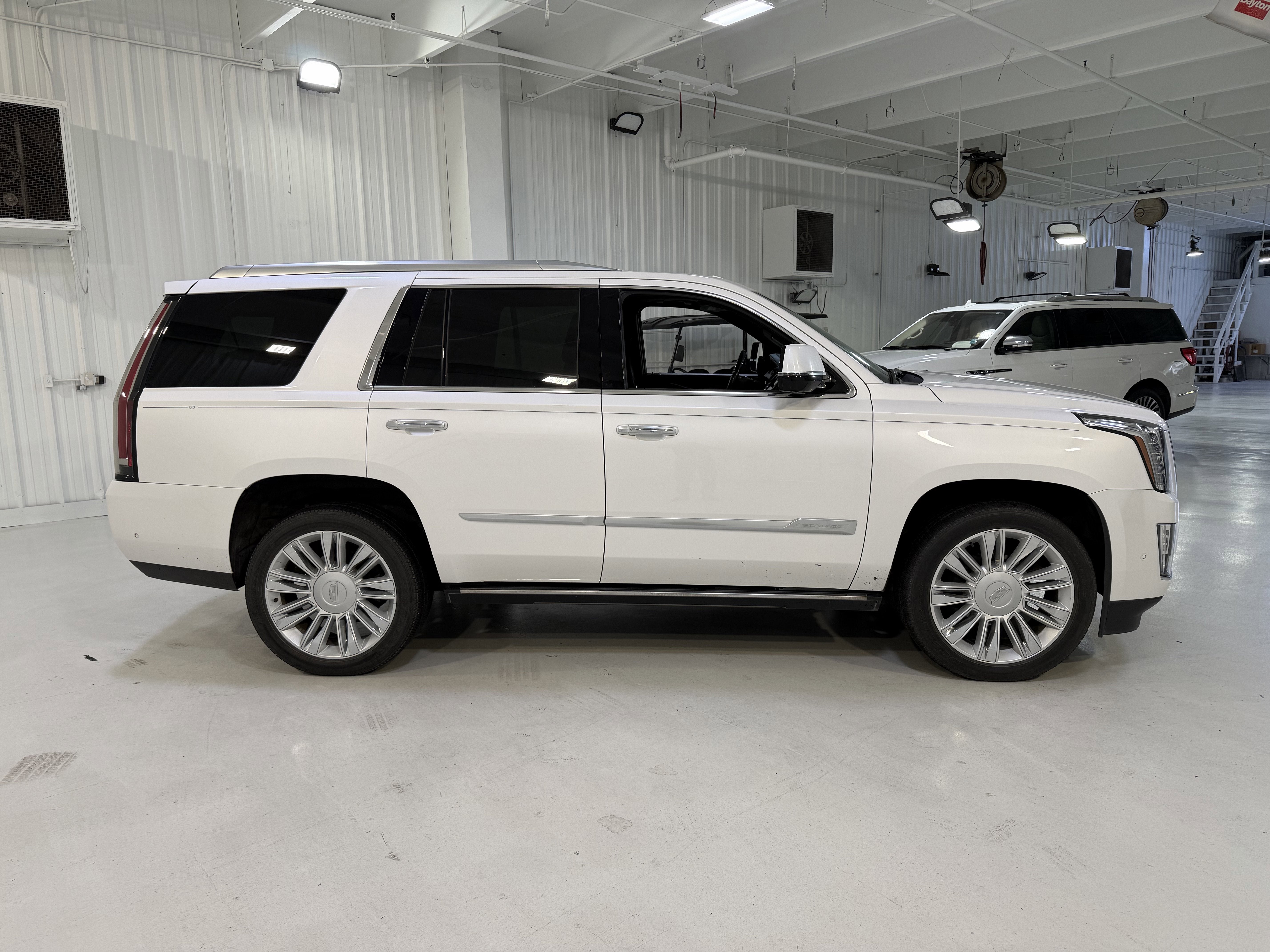 2019 Cadillac Escalade Platinum