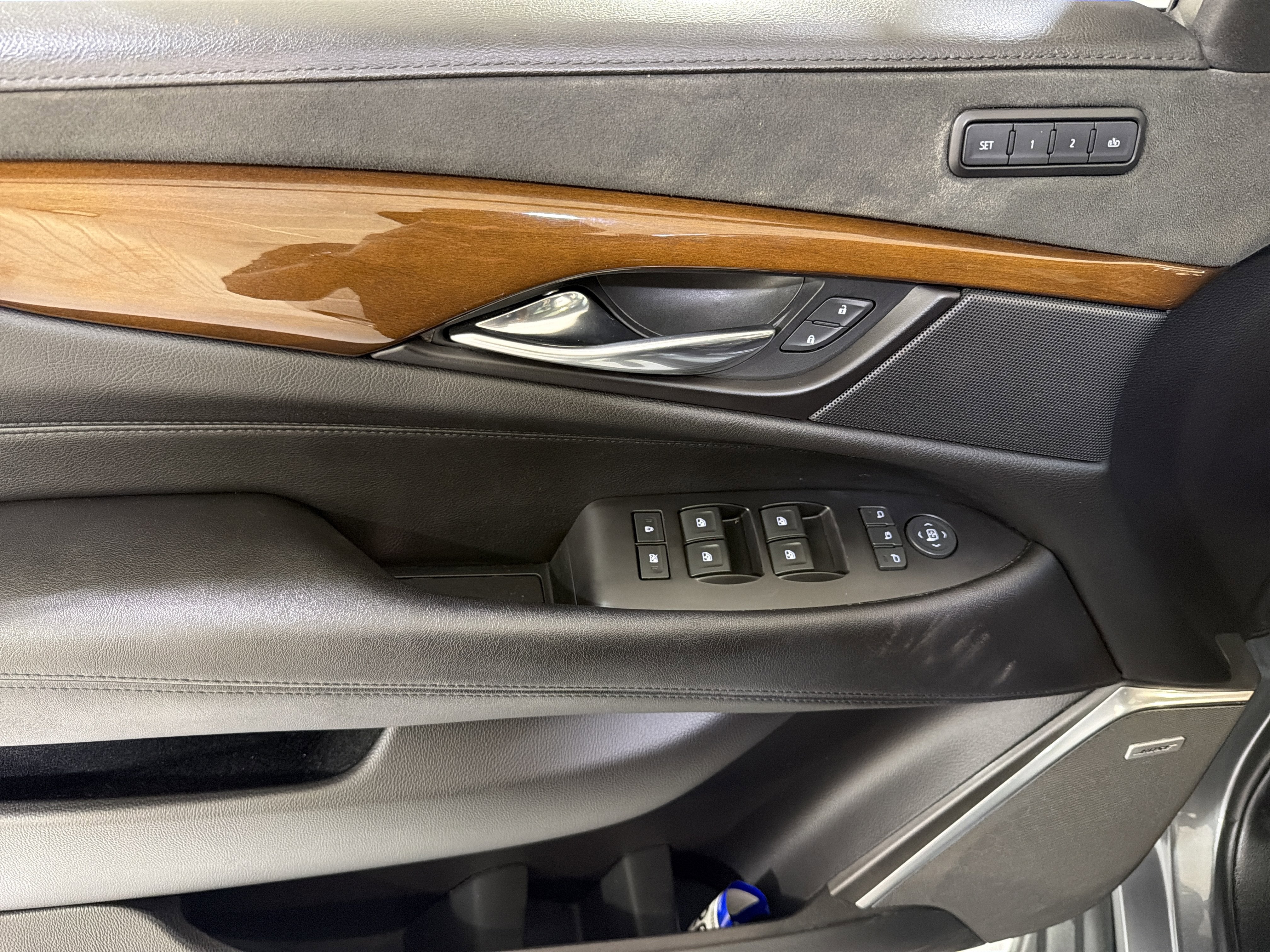 2020 Cadillac Escalade ESV Luxury