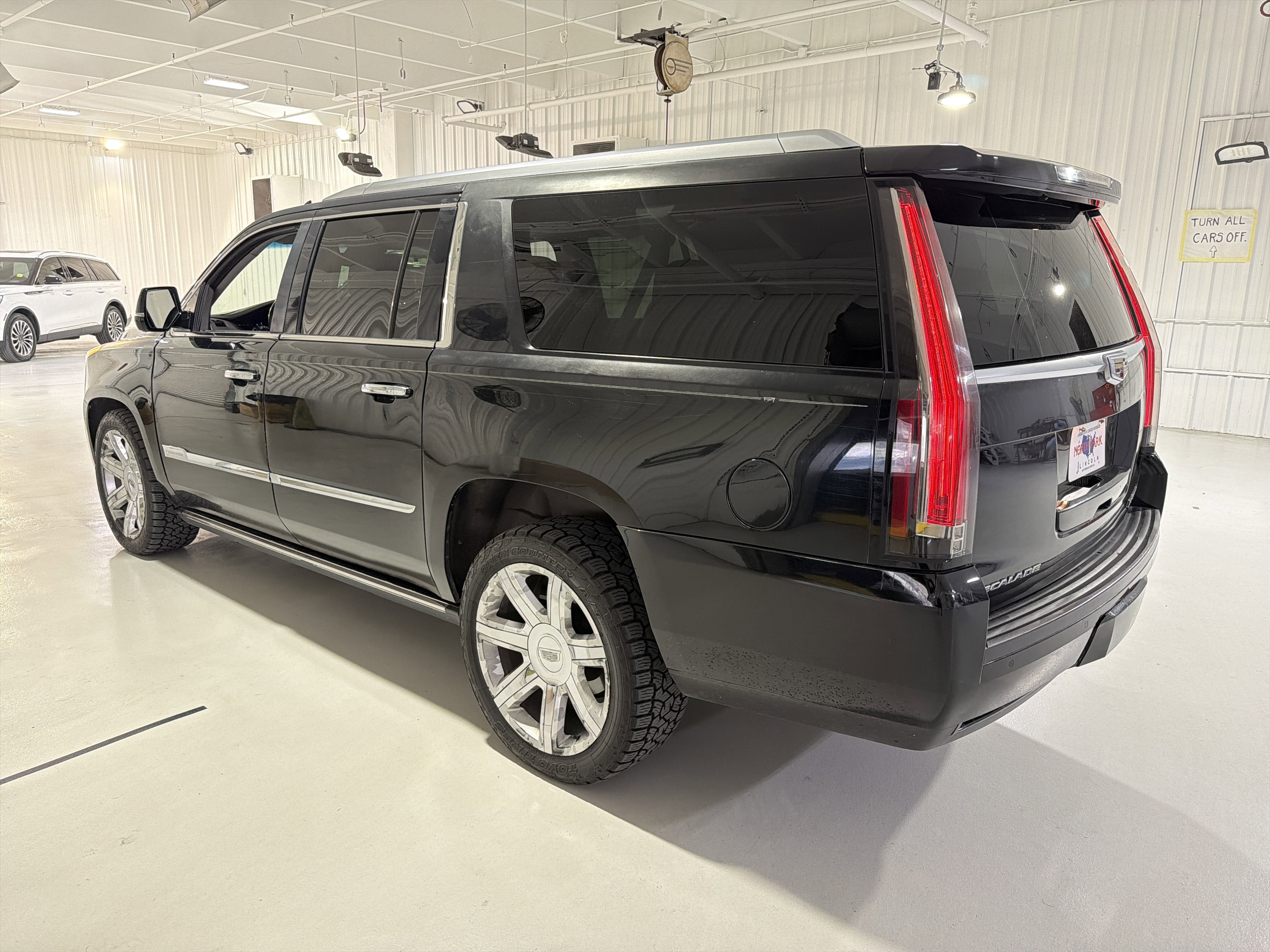 2016 Cadillac Escalade ESV Premium Collection