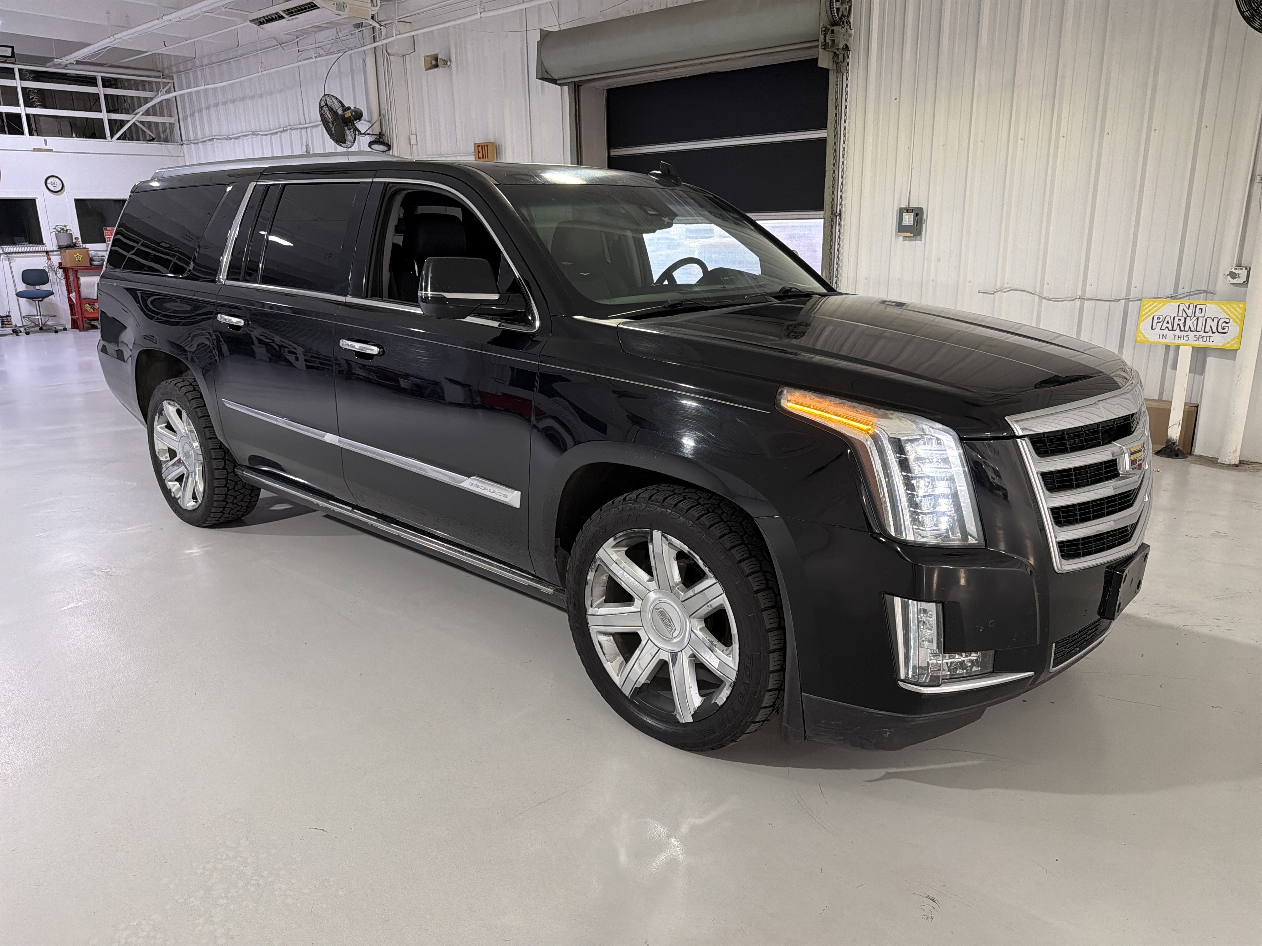 2016 Cadillac Escalade ESV Premium Collection