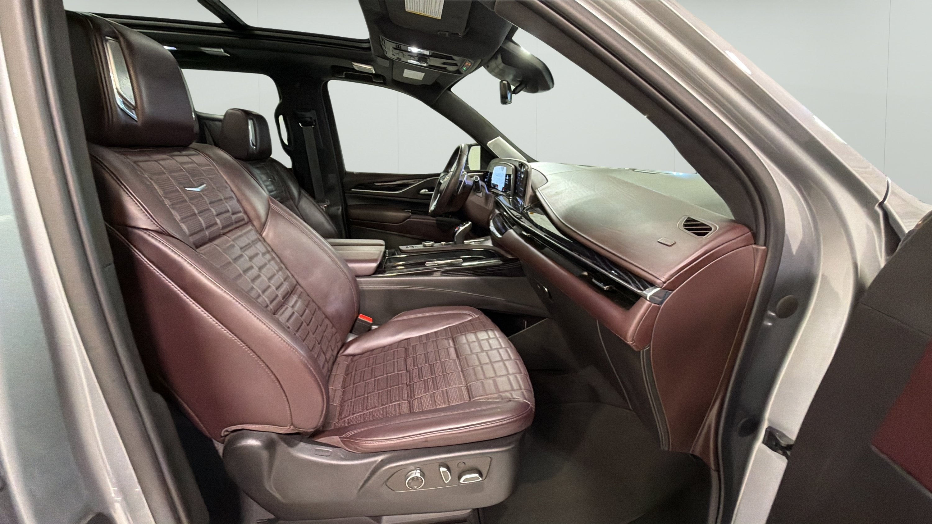 2023 Cadillac Escalade ESV AWD V-Series