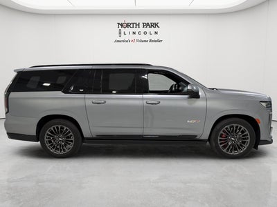 2023 Cadillac Escalade ESV AWD V-Series