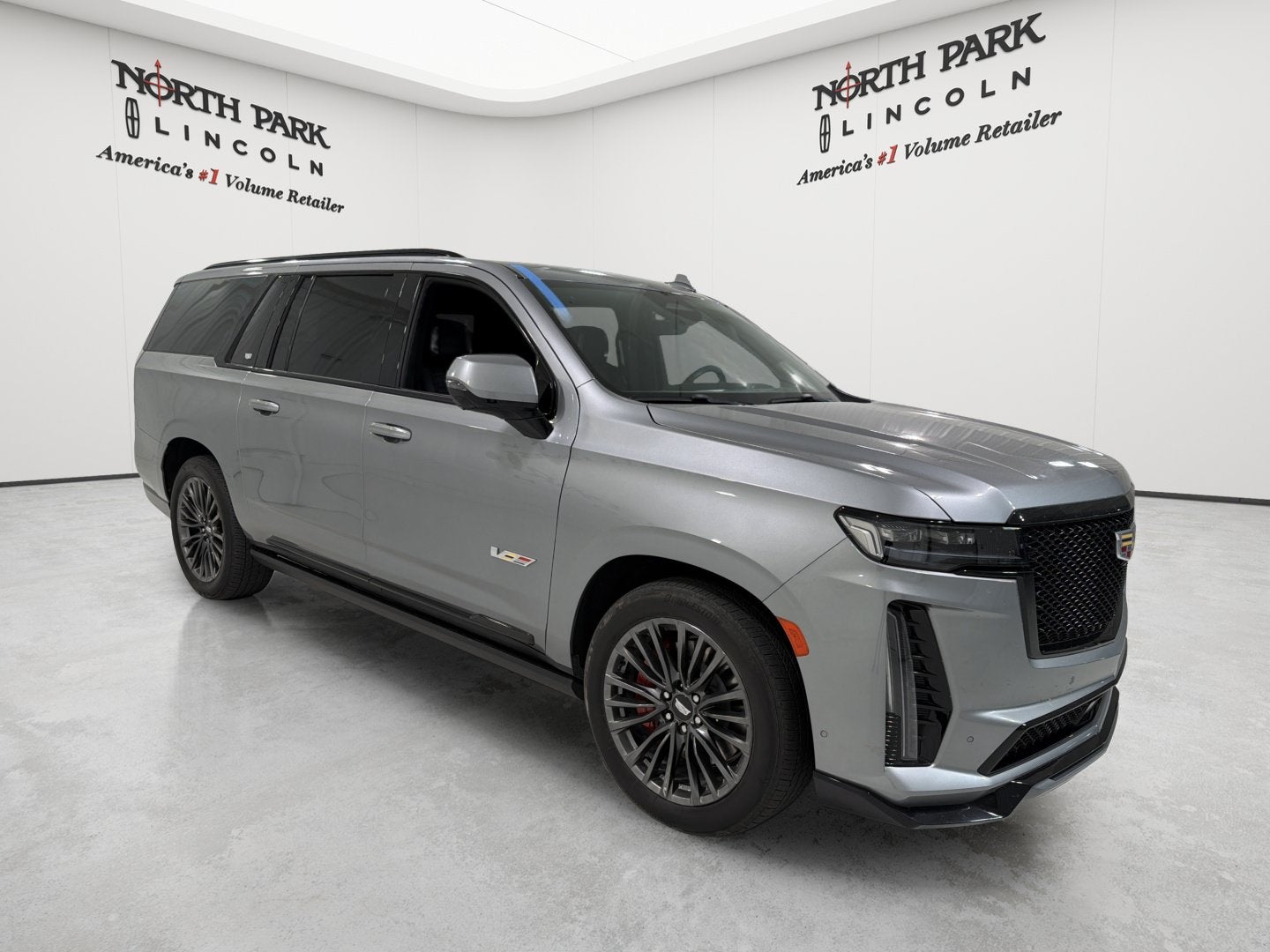 2023 Cadillac Escalade ESV AWD V-Series