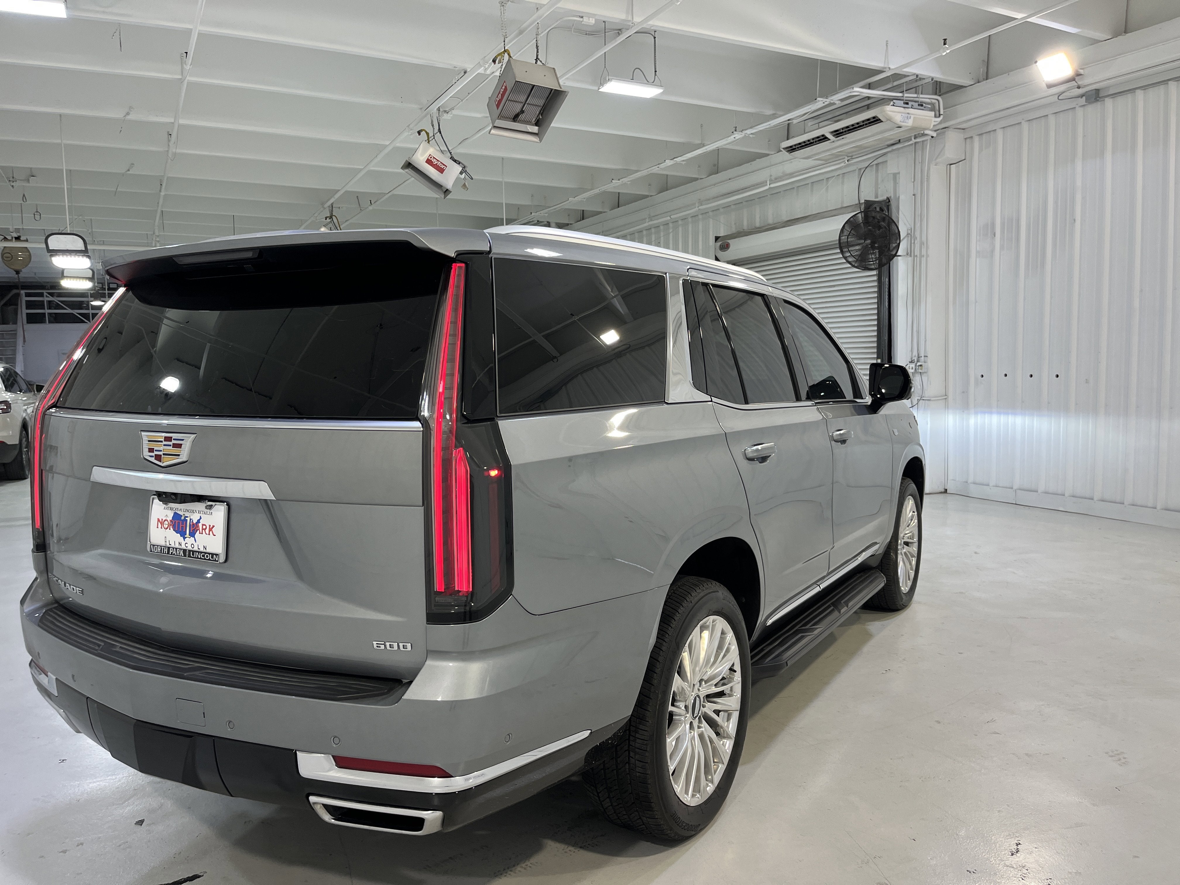 2025 Cadillac Escalade 4WD Premium Luxury