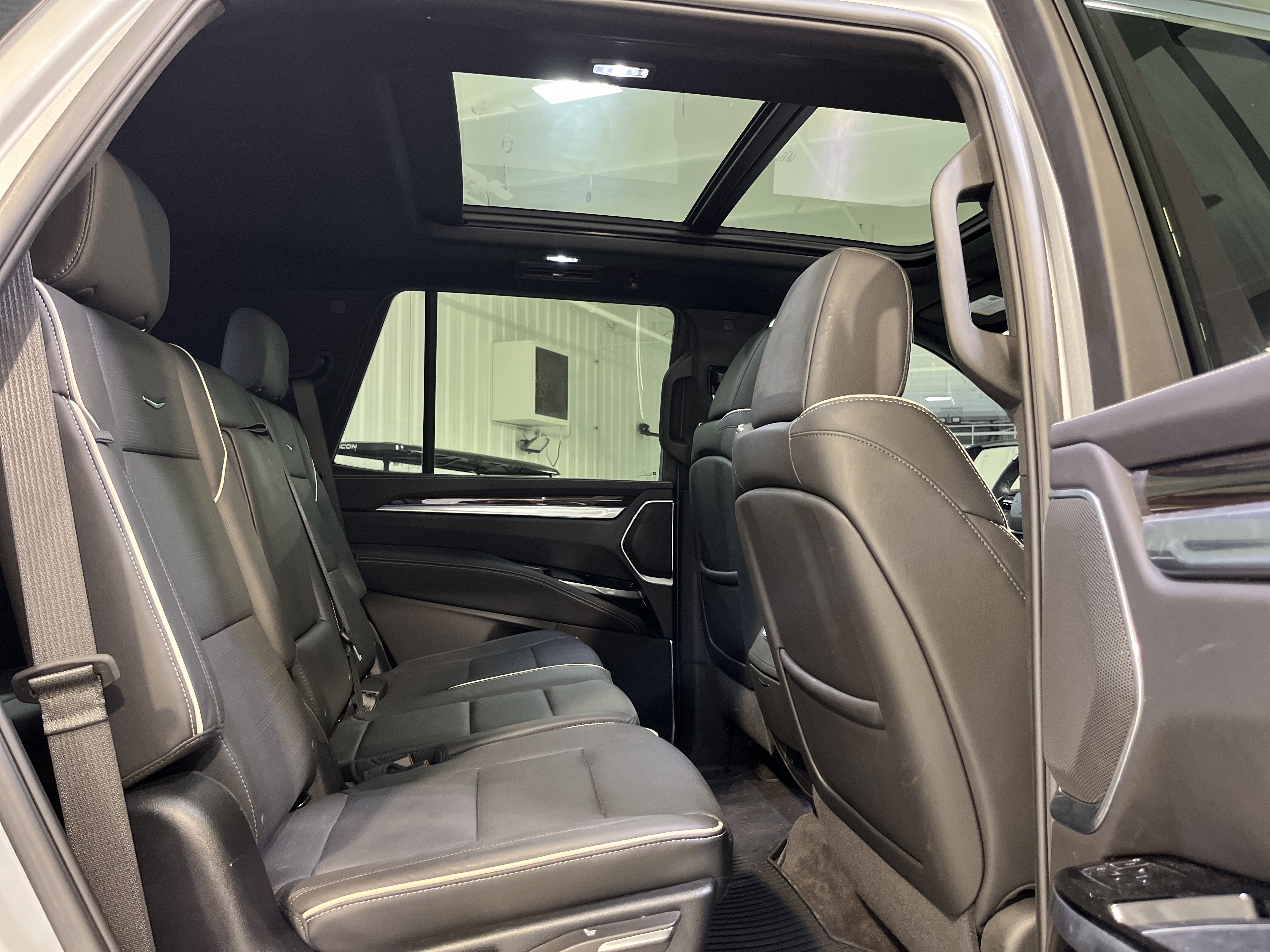 2025 Cadillac Escalade 4WD Premium Luxury