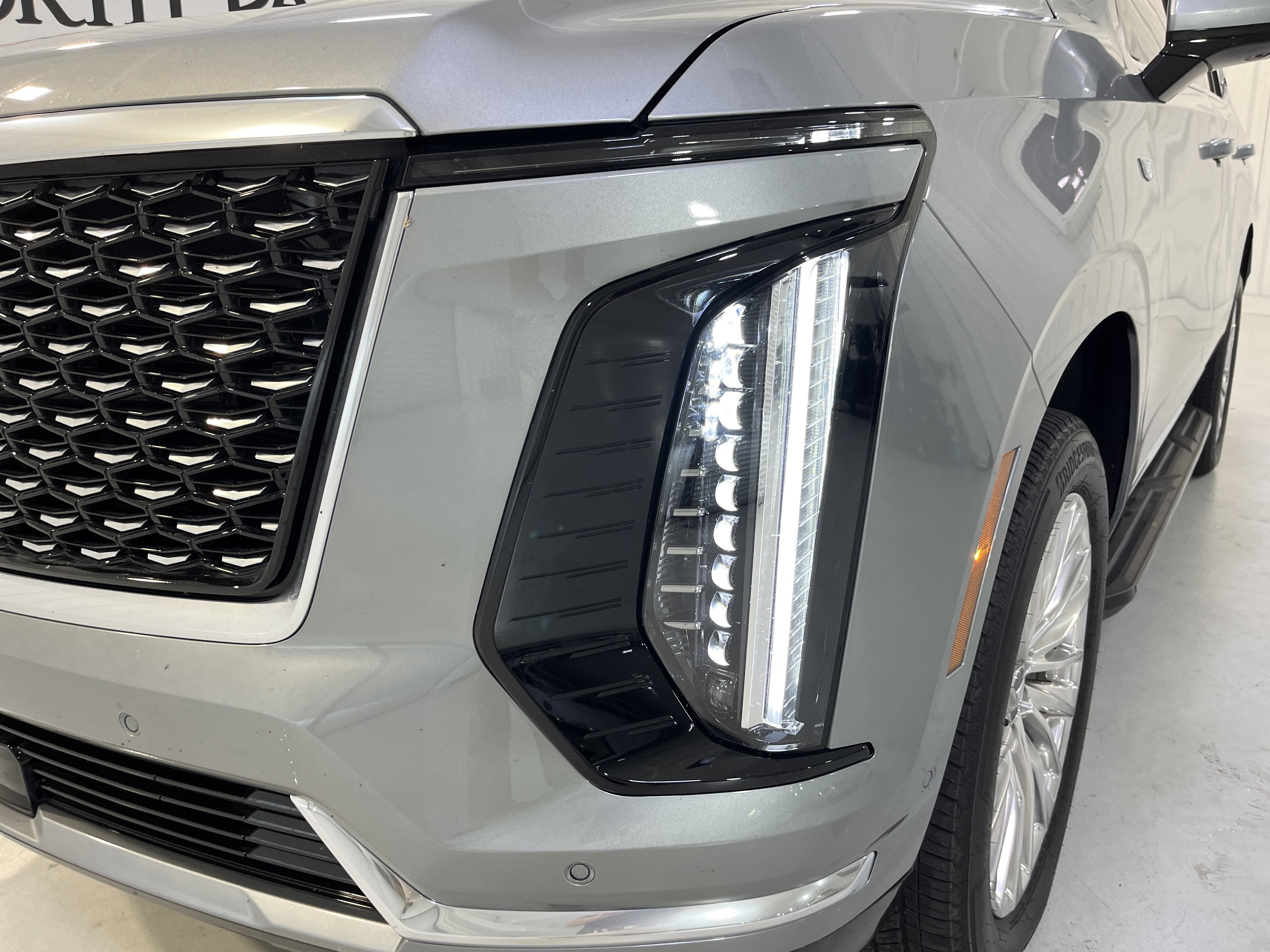 2025 Cadillac Escalade 4WD Premium Luxury