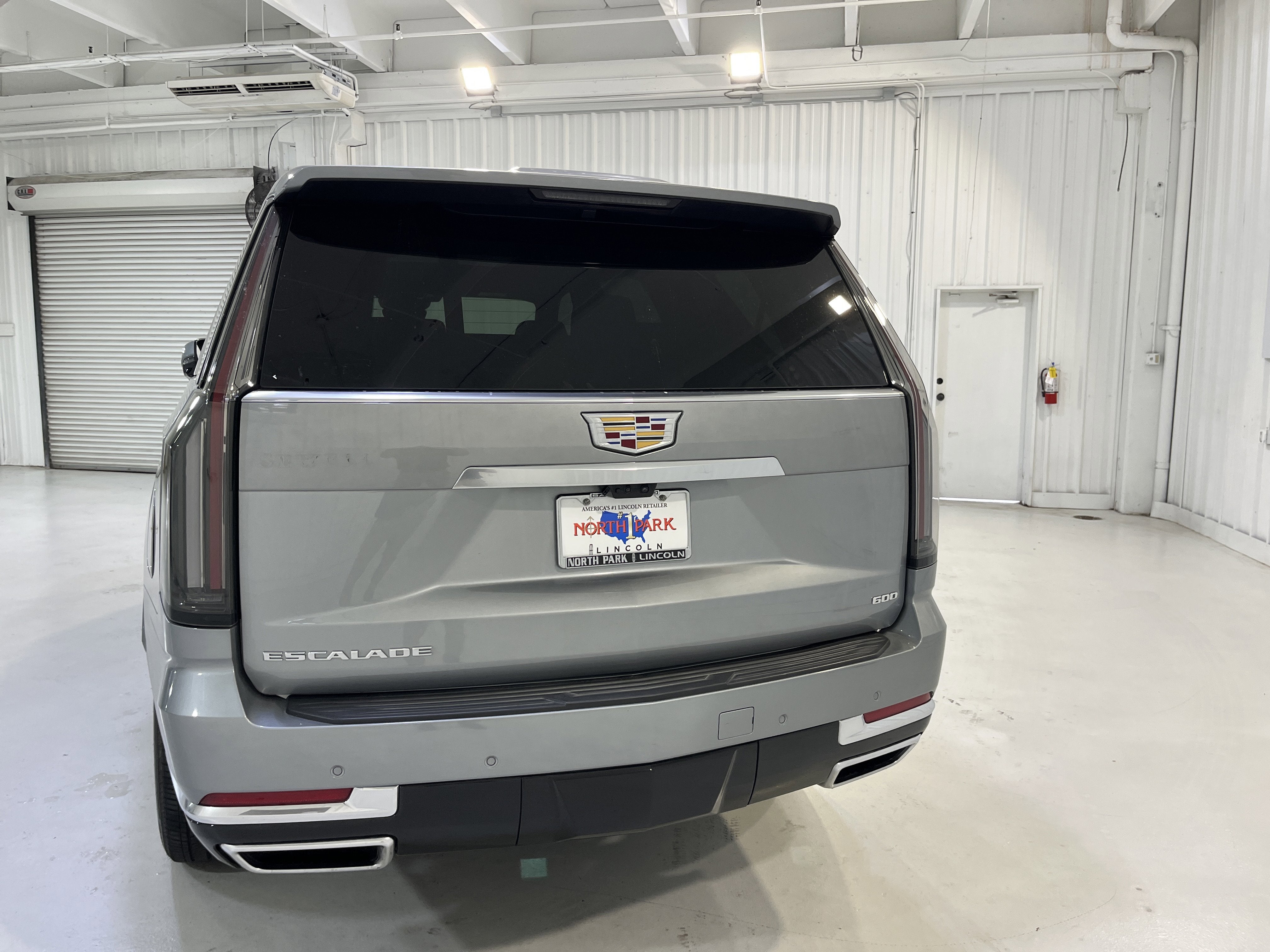 2025 Cadillac Escalade 4WD Premium Luxury