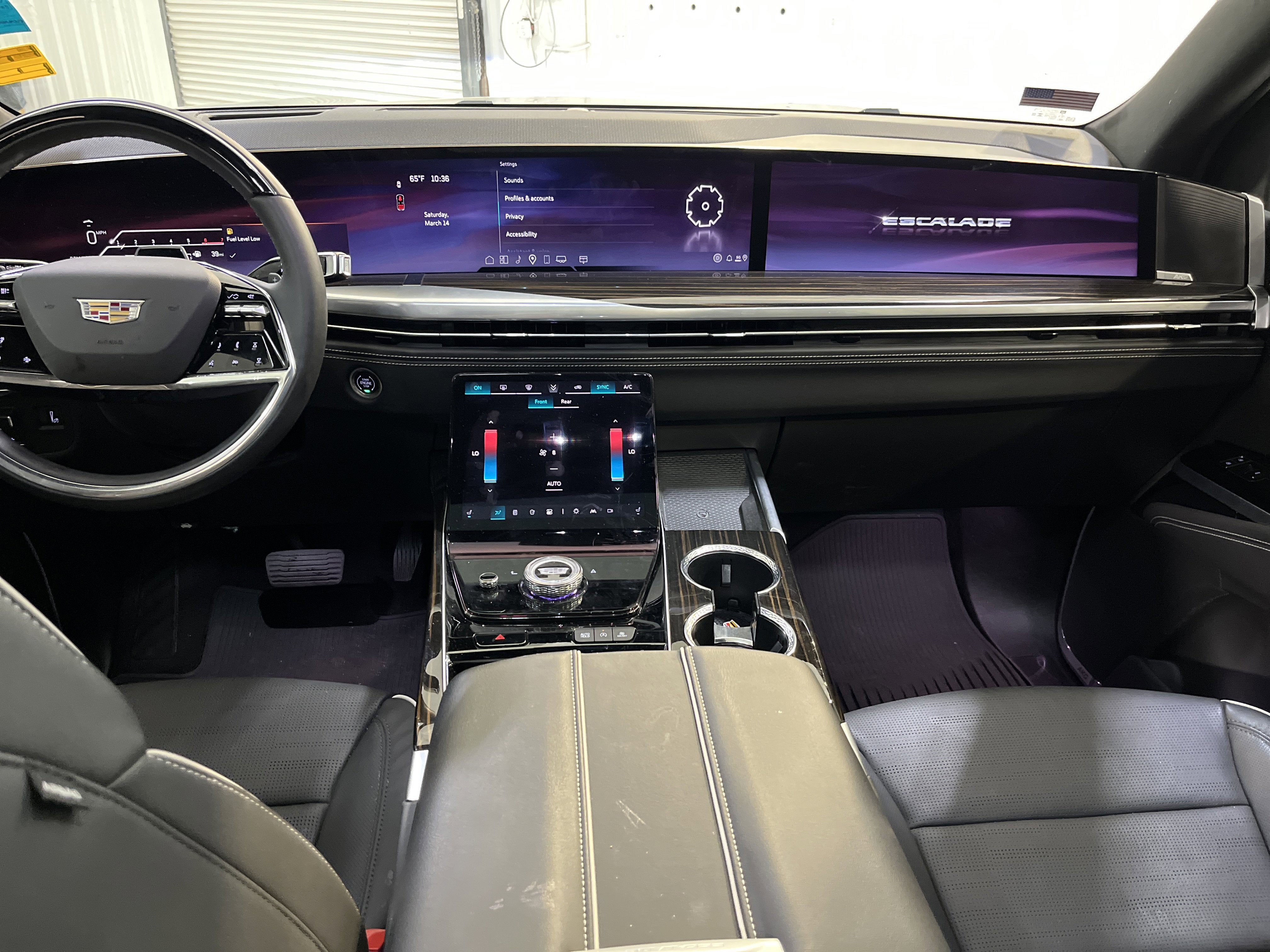 2025 Cadillac Escalade 4WD Premium Luxury