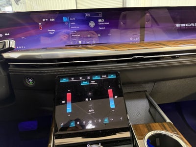 2025 Cadillac Escalade 4WD Premium Luxury Platinum