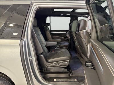 2025 Cadillac Escalade ESV 4WD Sport Platinum
