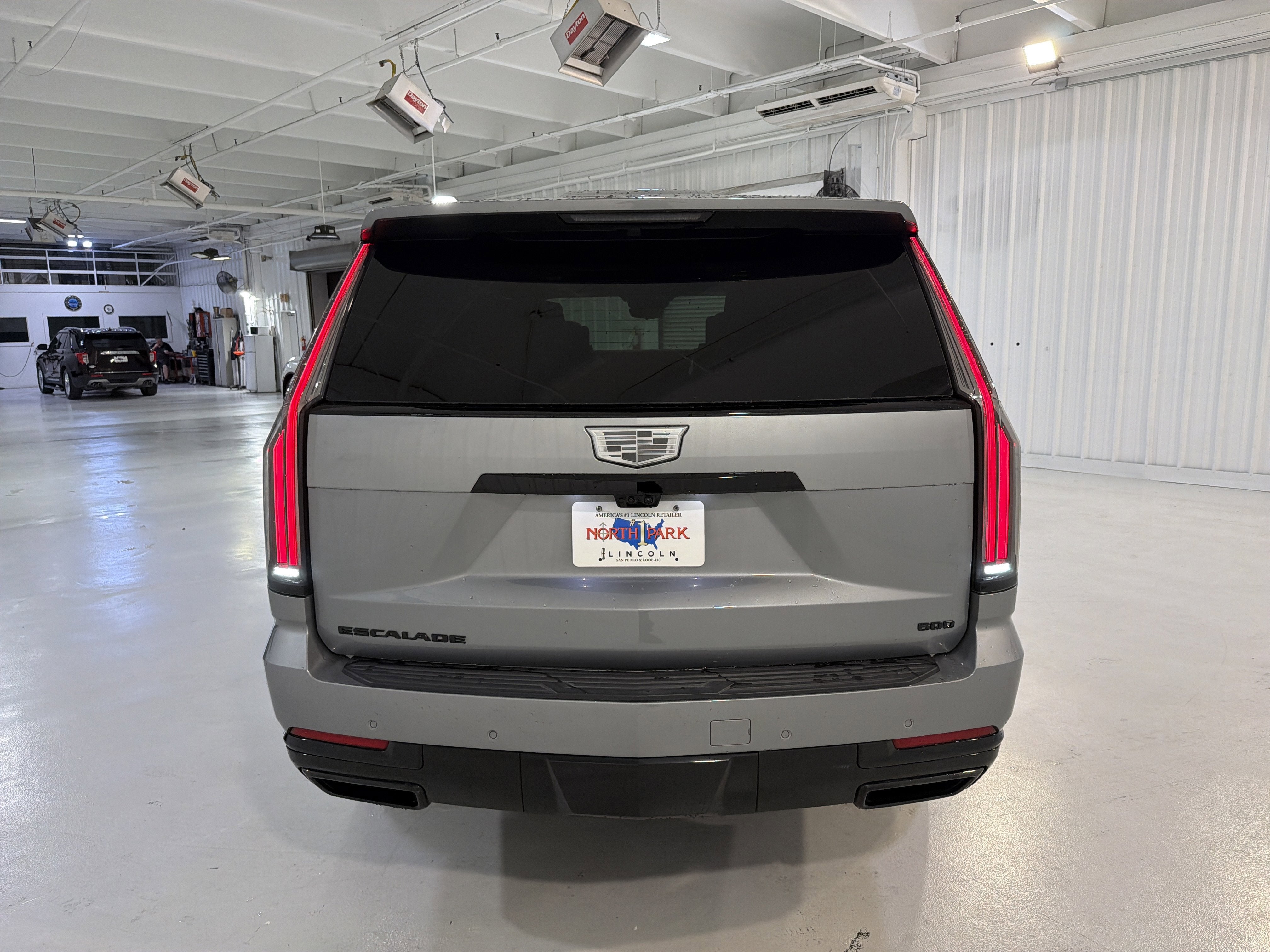 2025 Cadillac Escalade ESV 4WD Sport Platinum