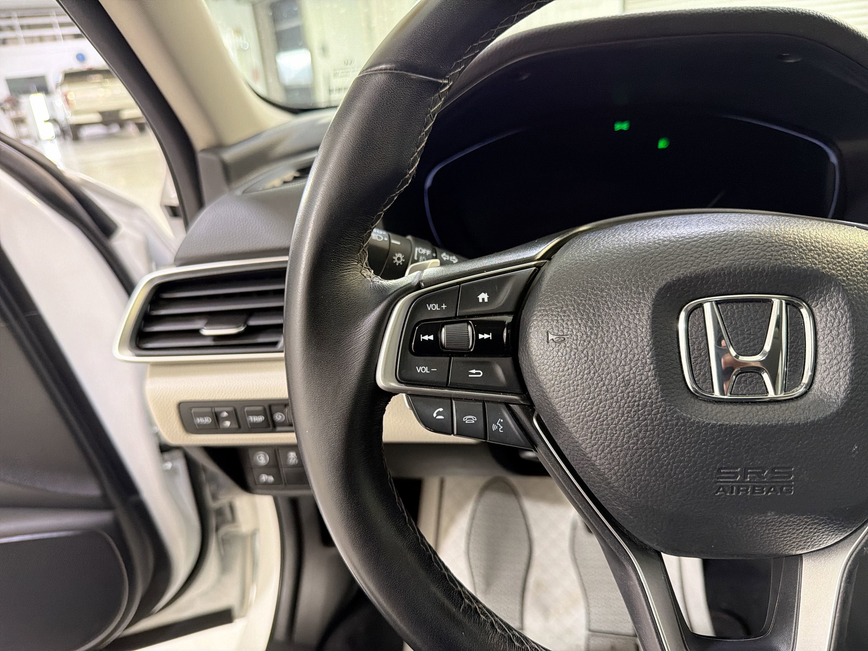 2022 Honda Accord Hybrid Touring