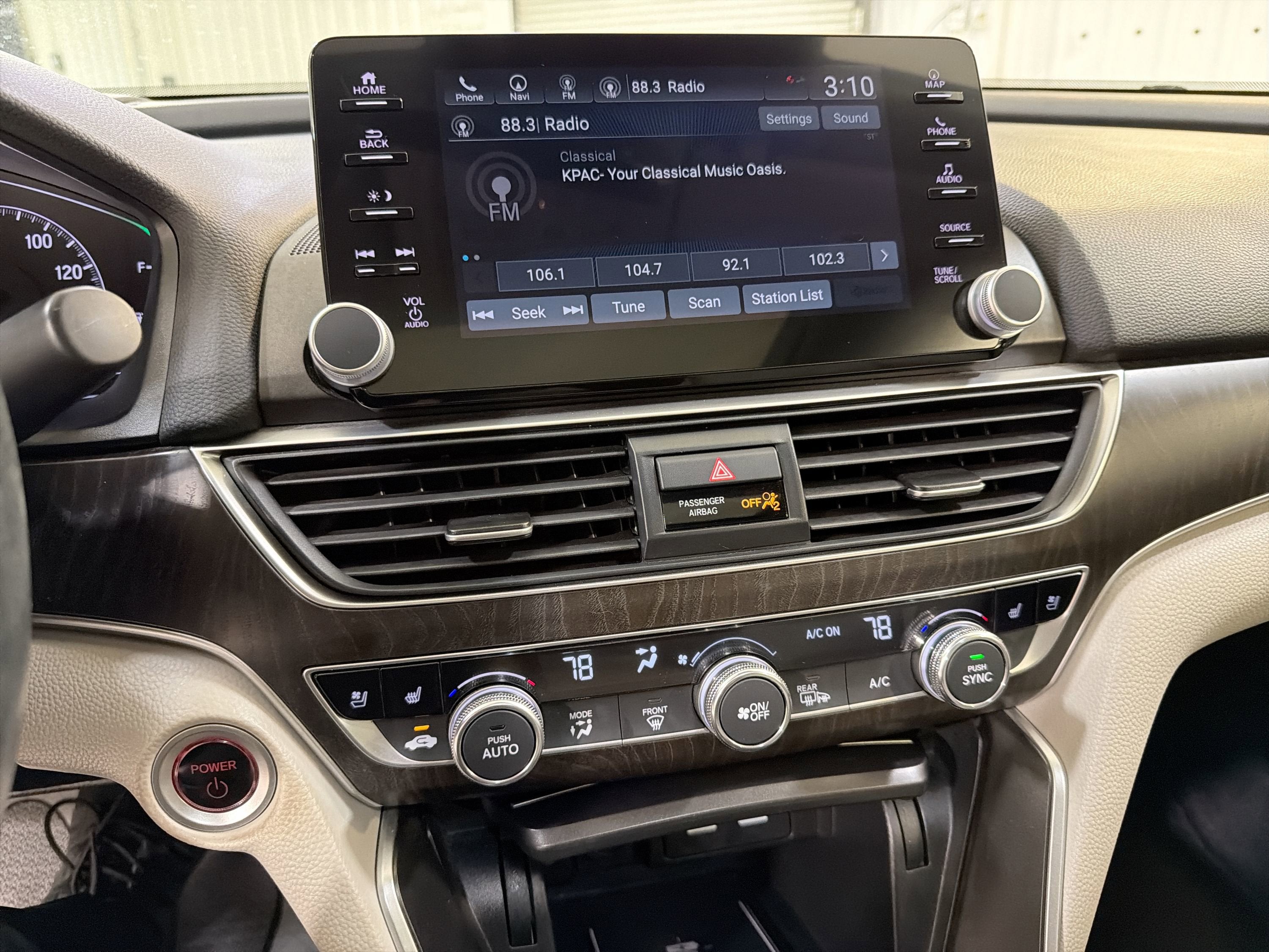 2022 Honda Accord Hybrid Touring