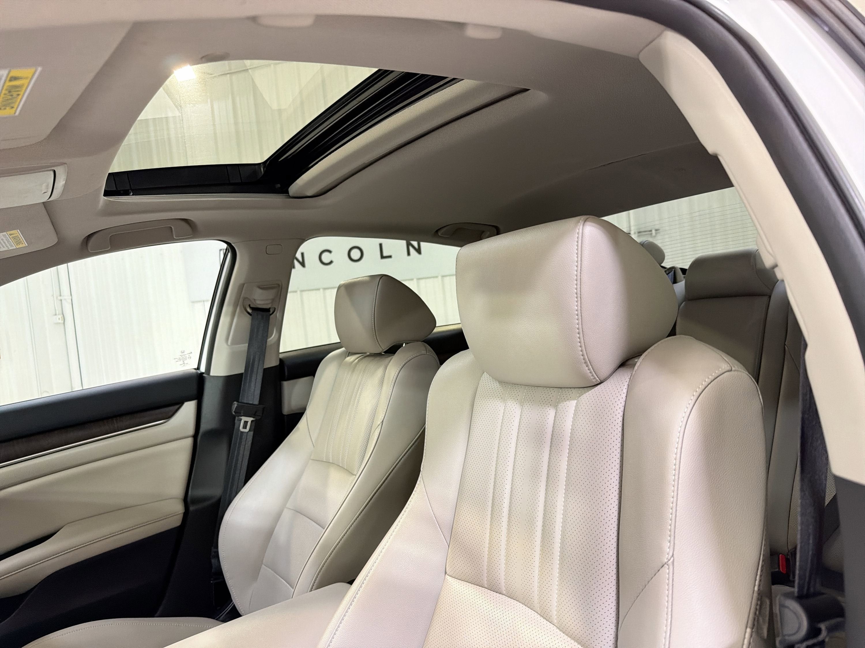 2022 Honda Accord Hybrid Touring