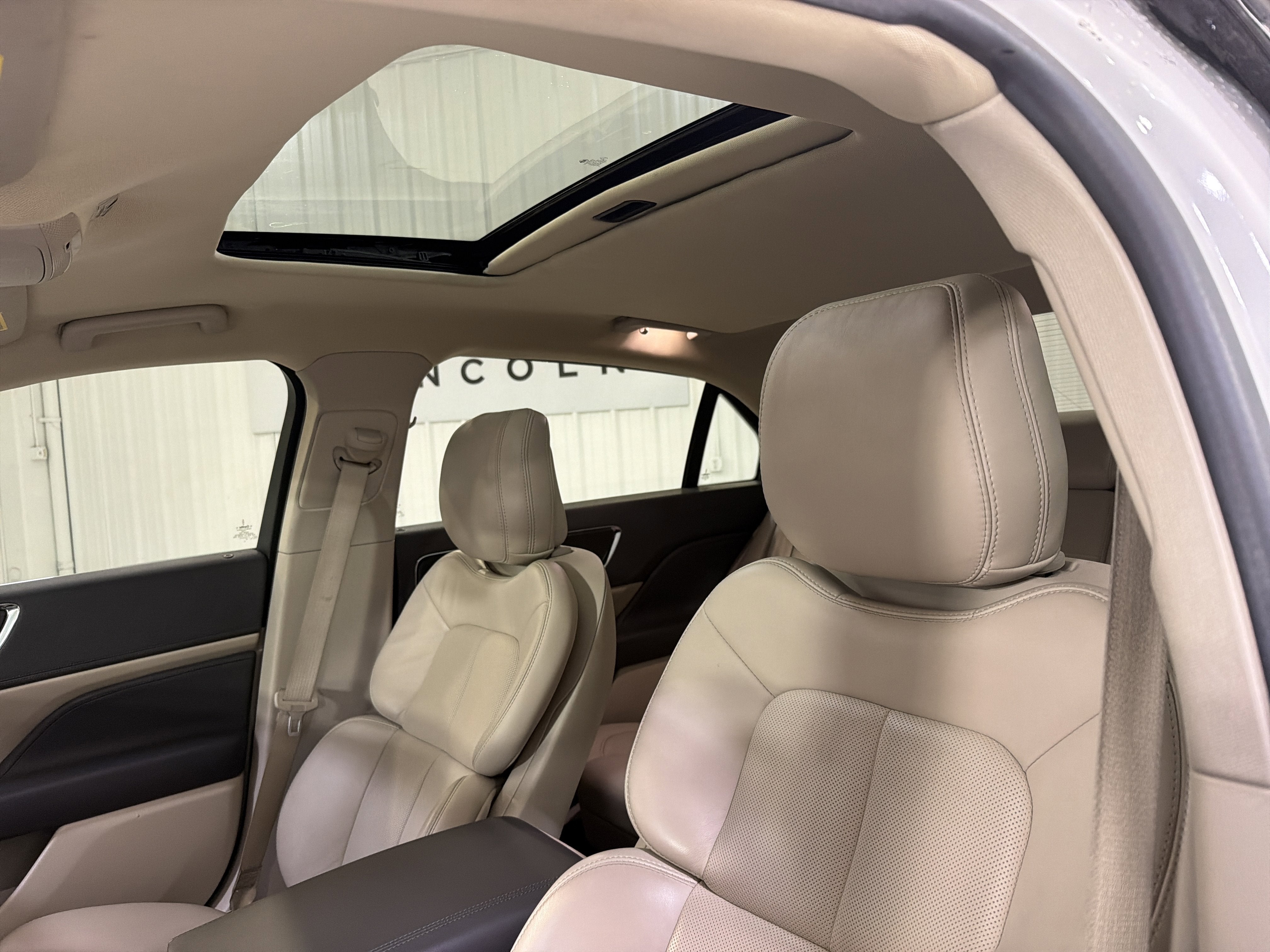 2020 Lincoln Continental Standard