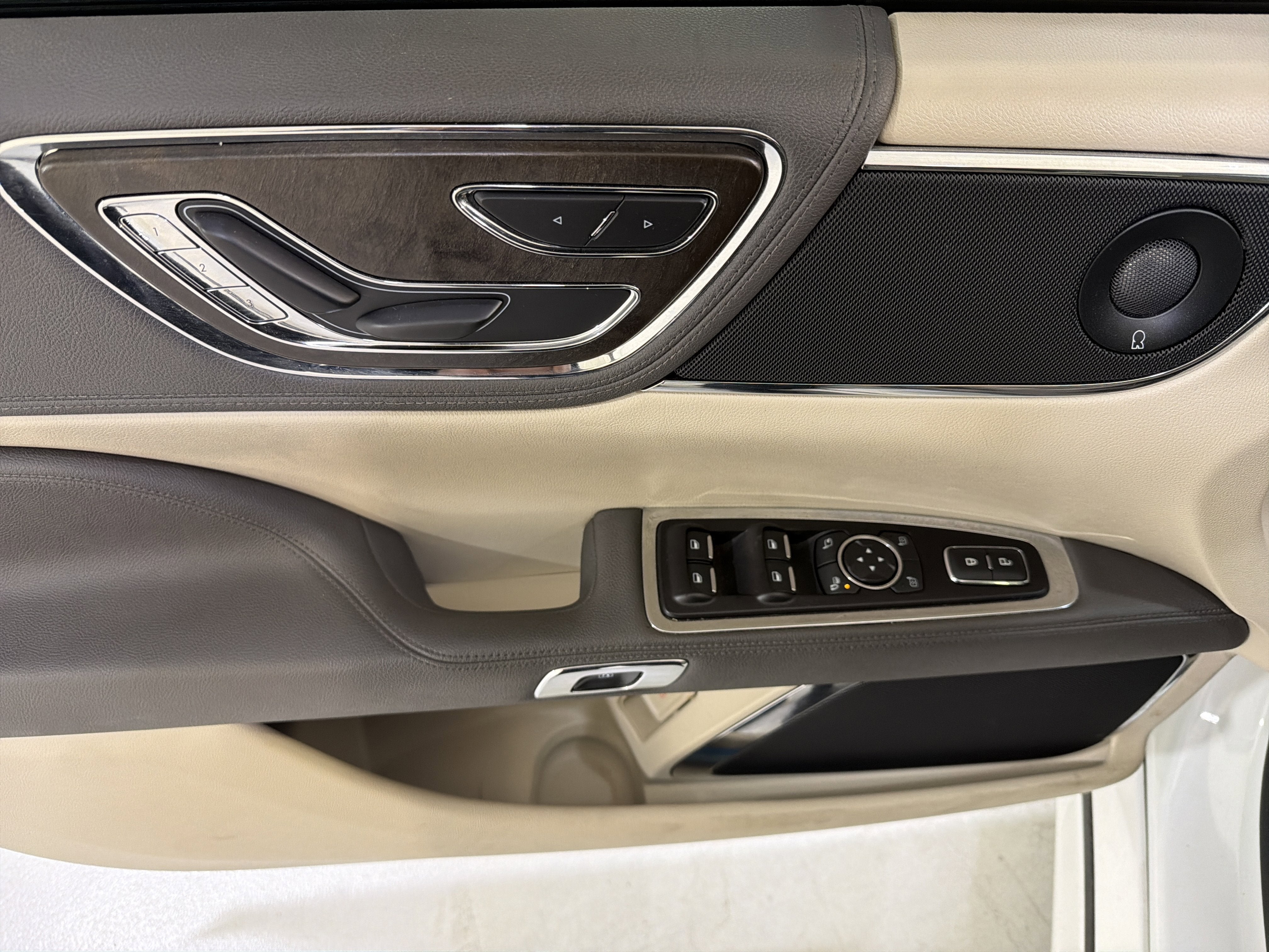 2020 Lincoln Continental Standard