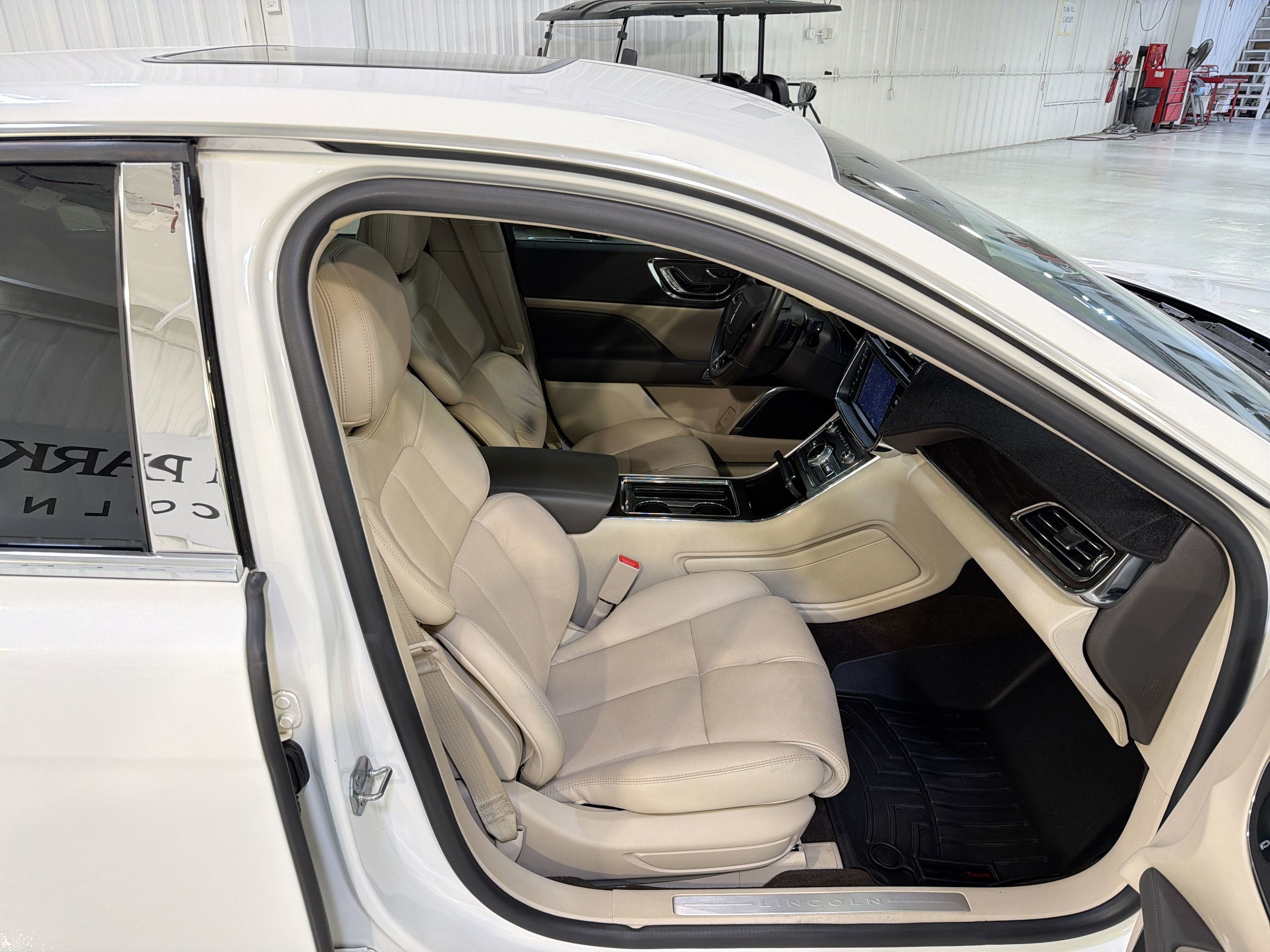 2020 Lincoln Continental Standard