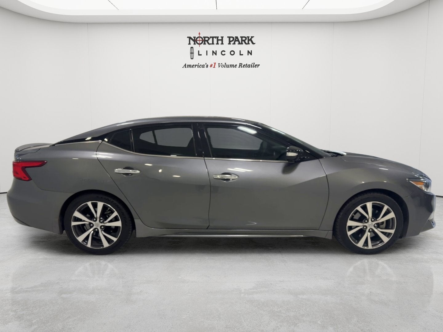 2017 Nissan Maxima SL