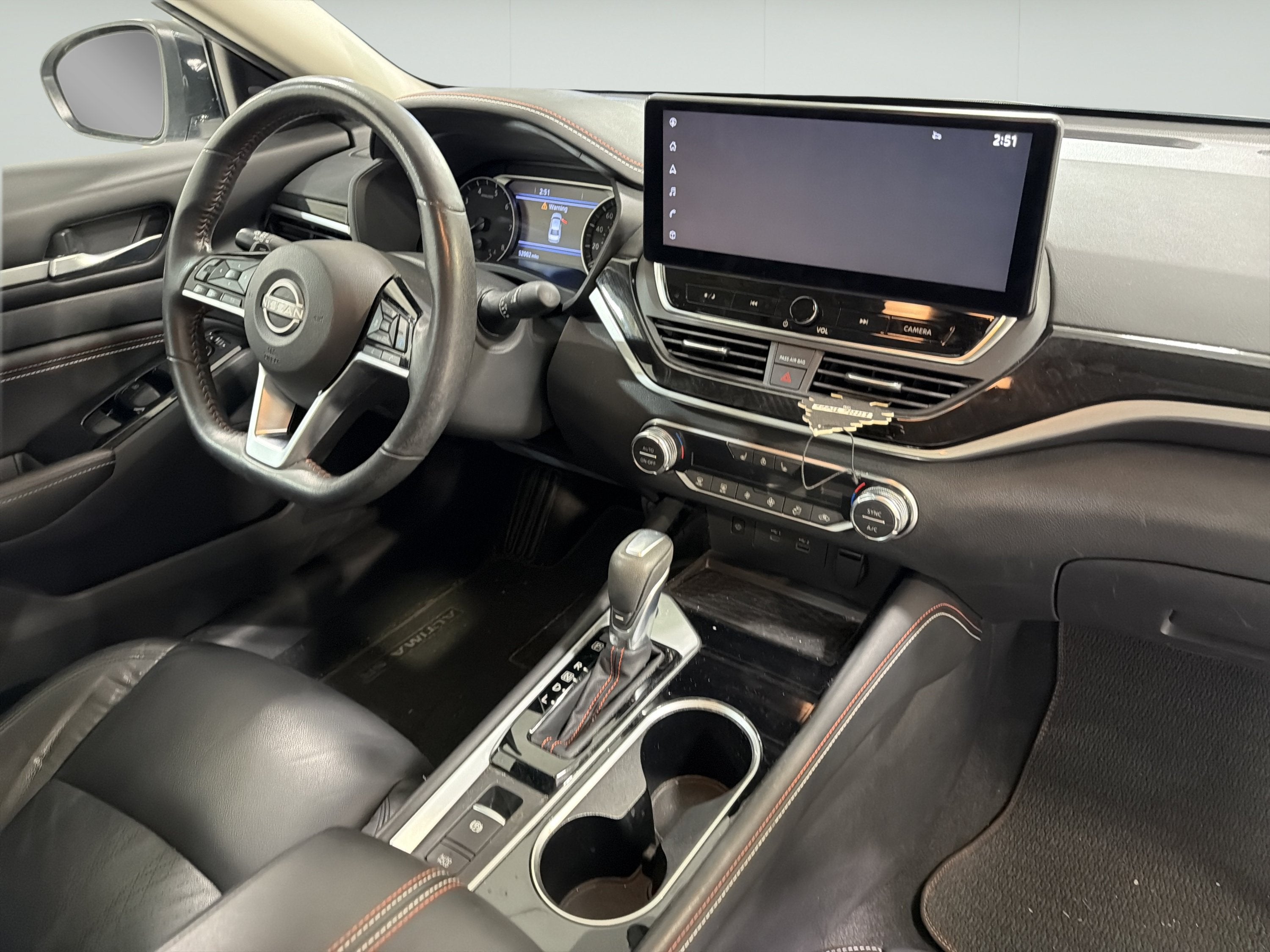 2023 Nissan Altima 2.0 SR