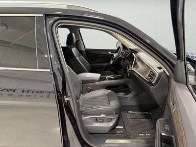 2025 Volkswagen Atlas 2.0T SEL Premium R-Line