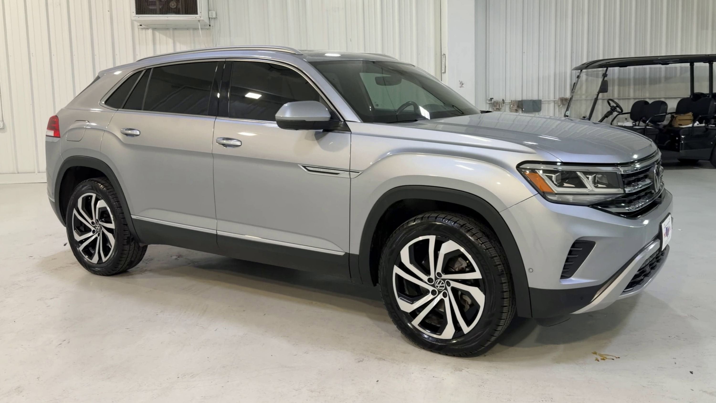 2020 Volkswagen Atlas Cross Sport 3.6L V6 SEL Premium