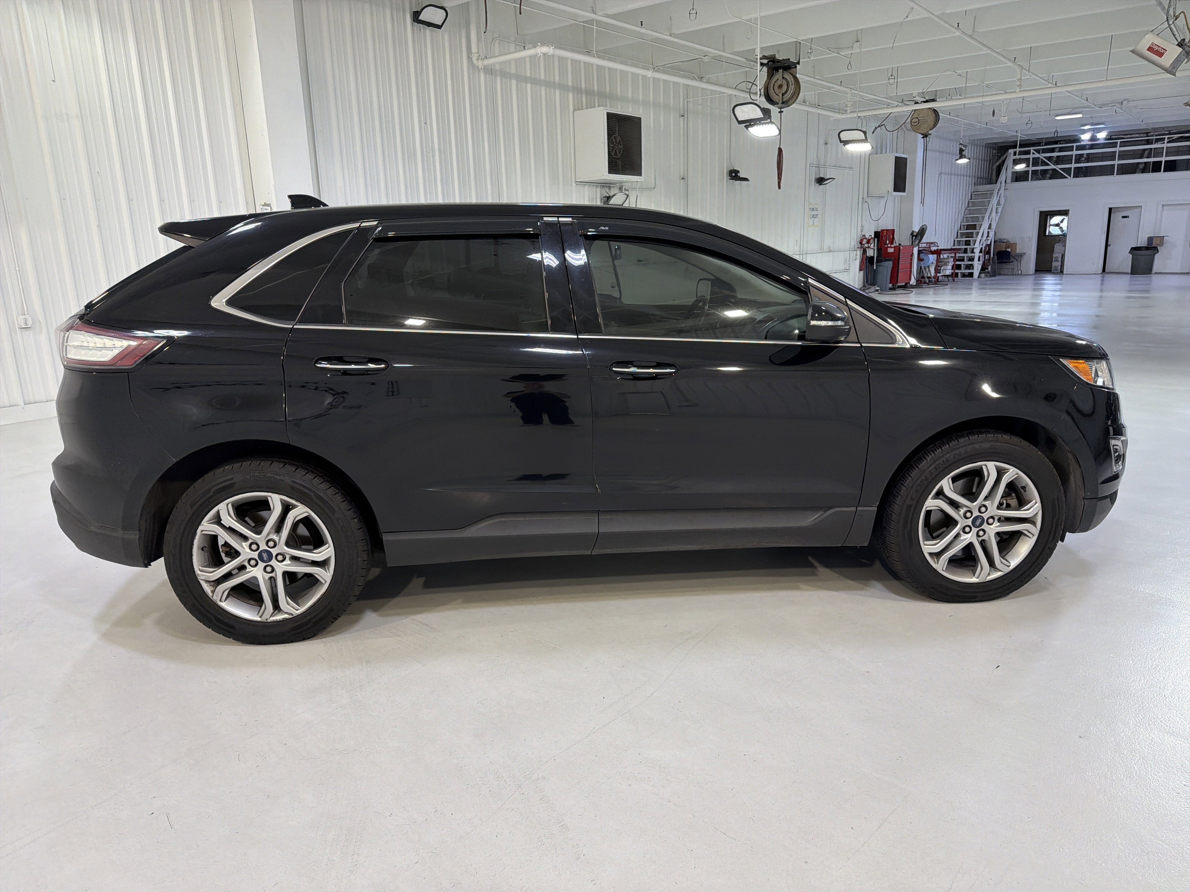 2017 Ford Edge Titanium