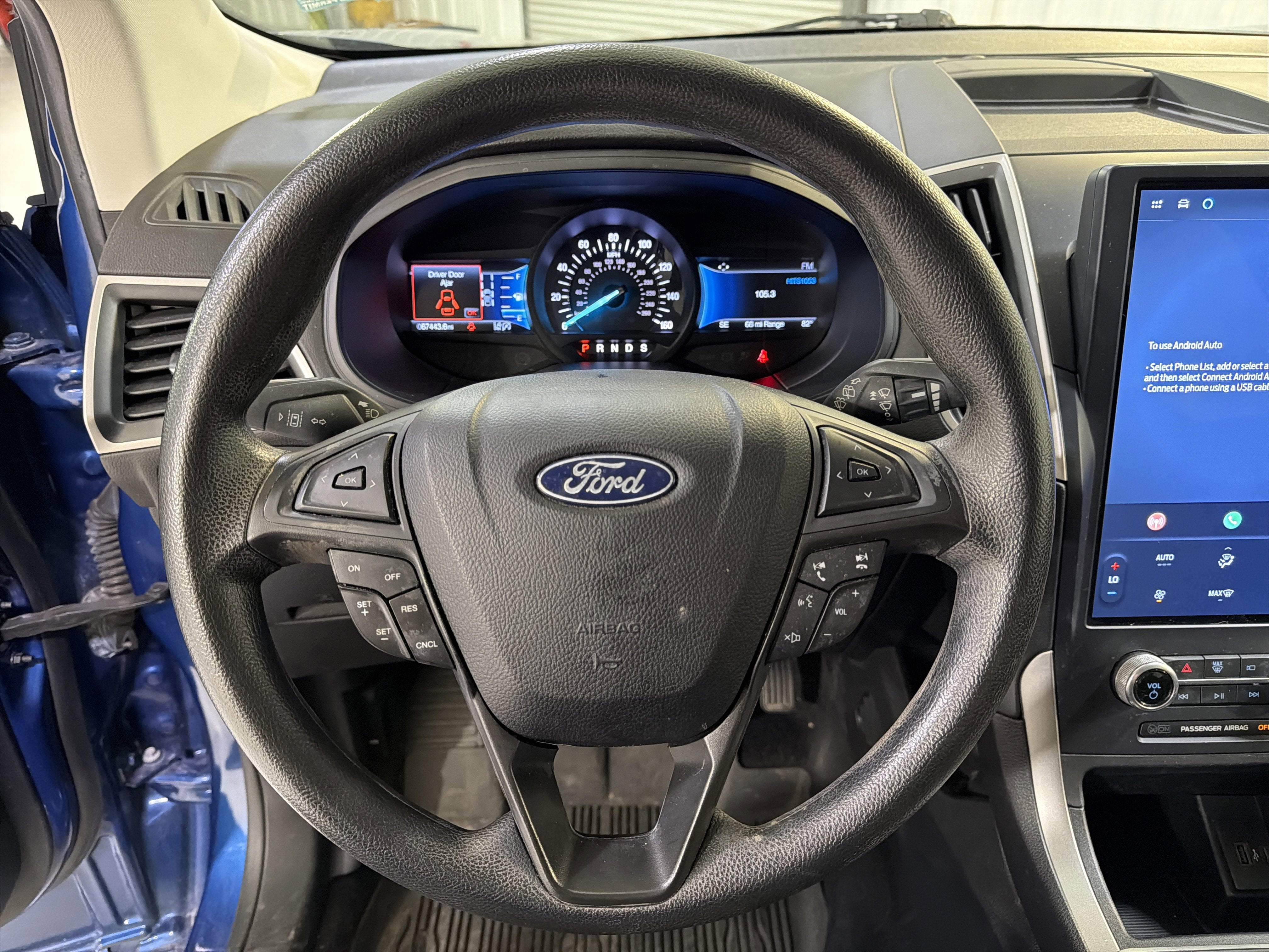 2022 Ford Edge SE