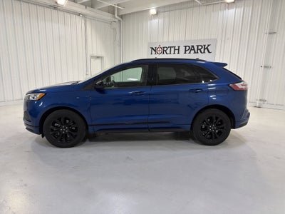 2022 Ford Edge SE