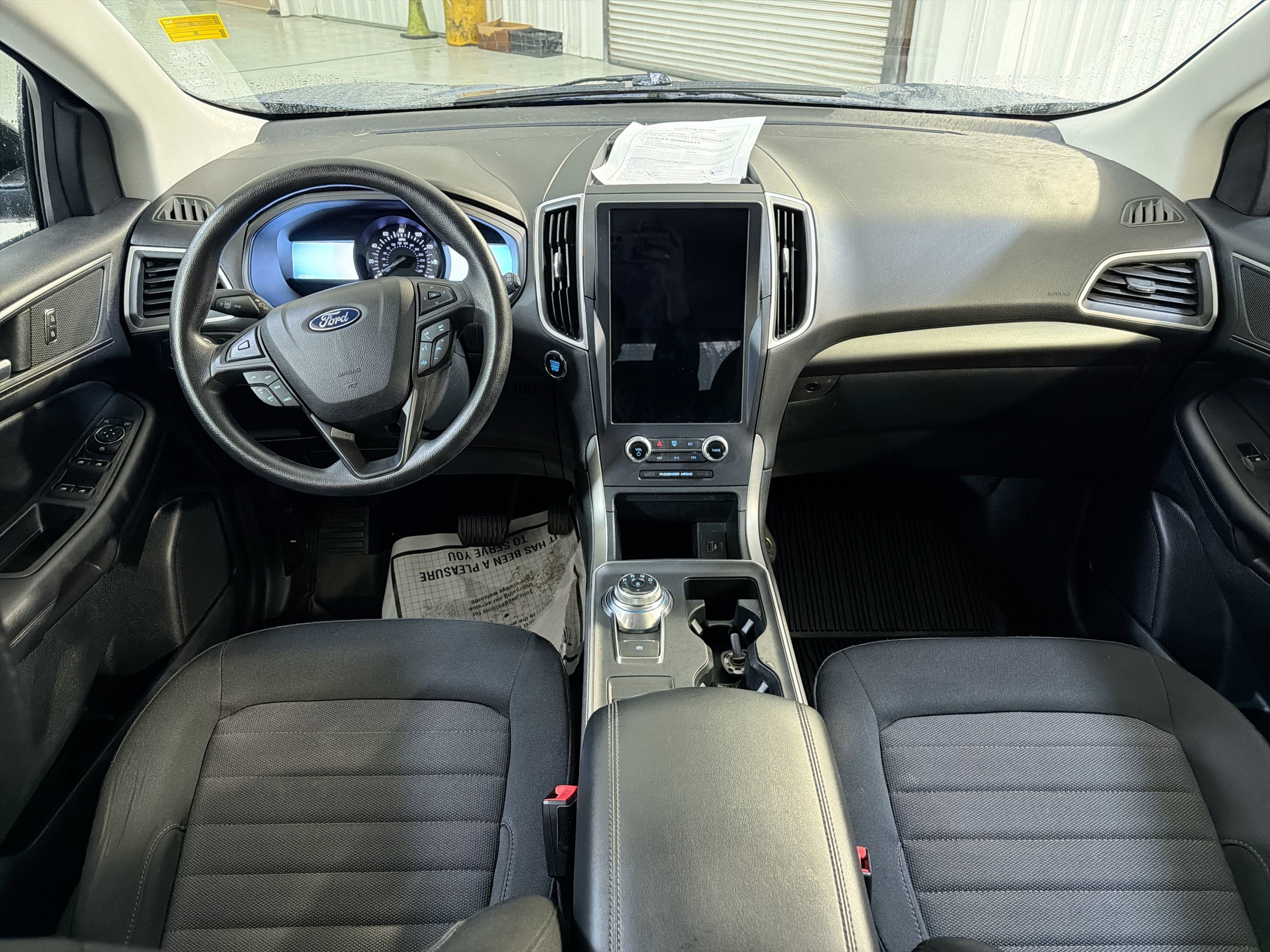 2022 Ford Edge SE