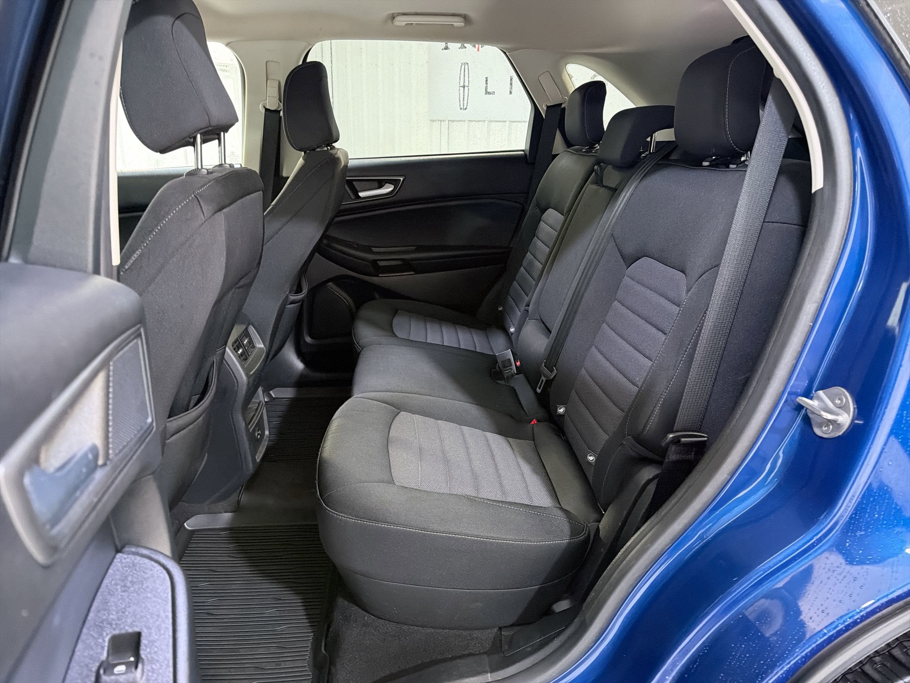 2022 Ford Edge SE