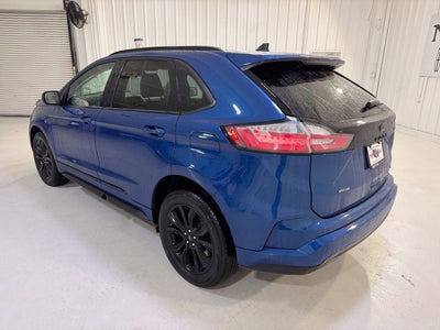 2022 Ford Edge SE