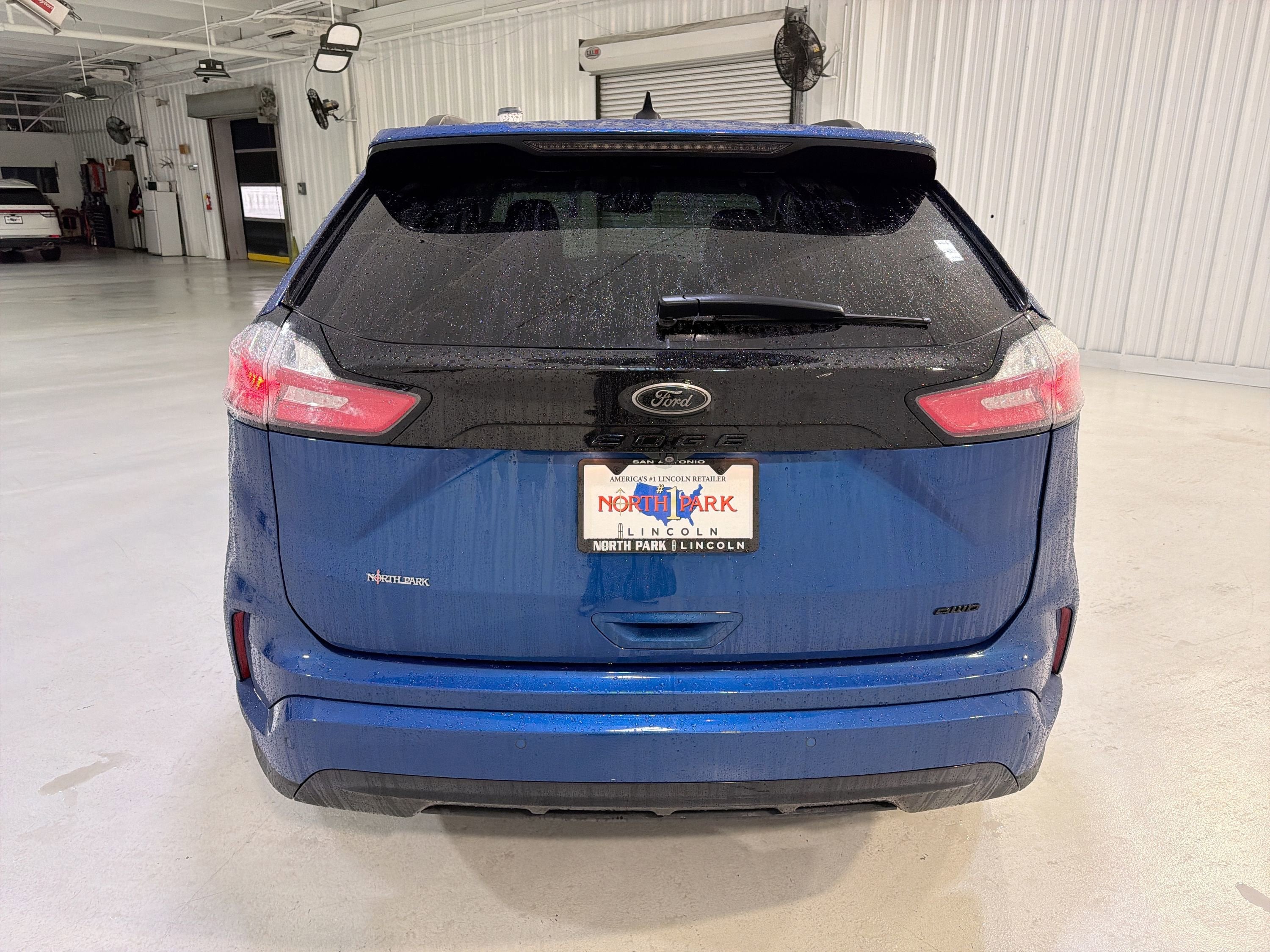 2022 Ford Edge SE