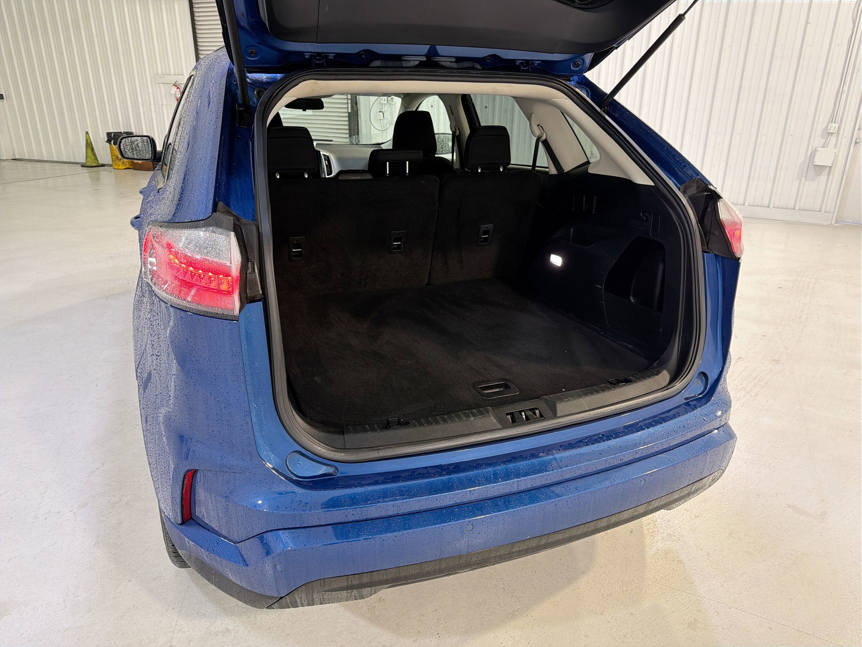 2022 Ford Edge SE
