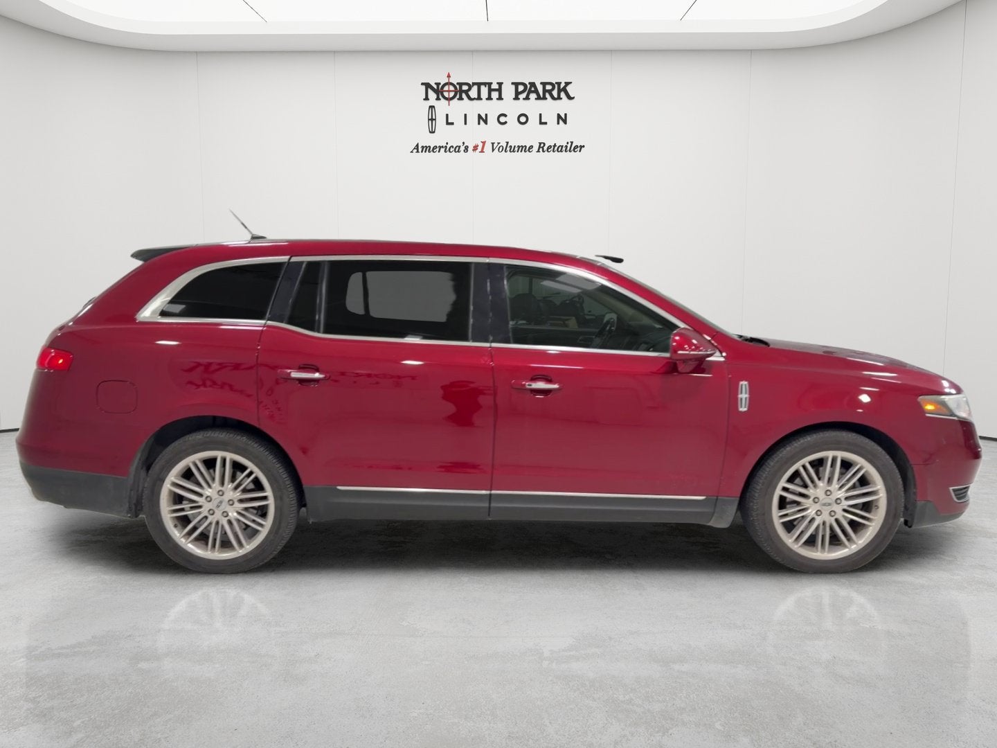 2014 Lincoln MKT EcoBoost