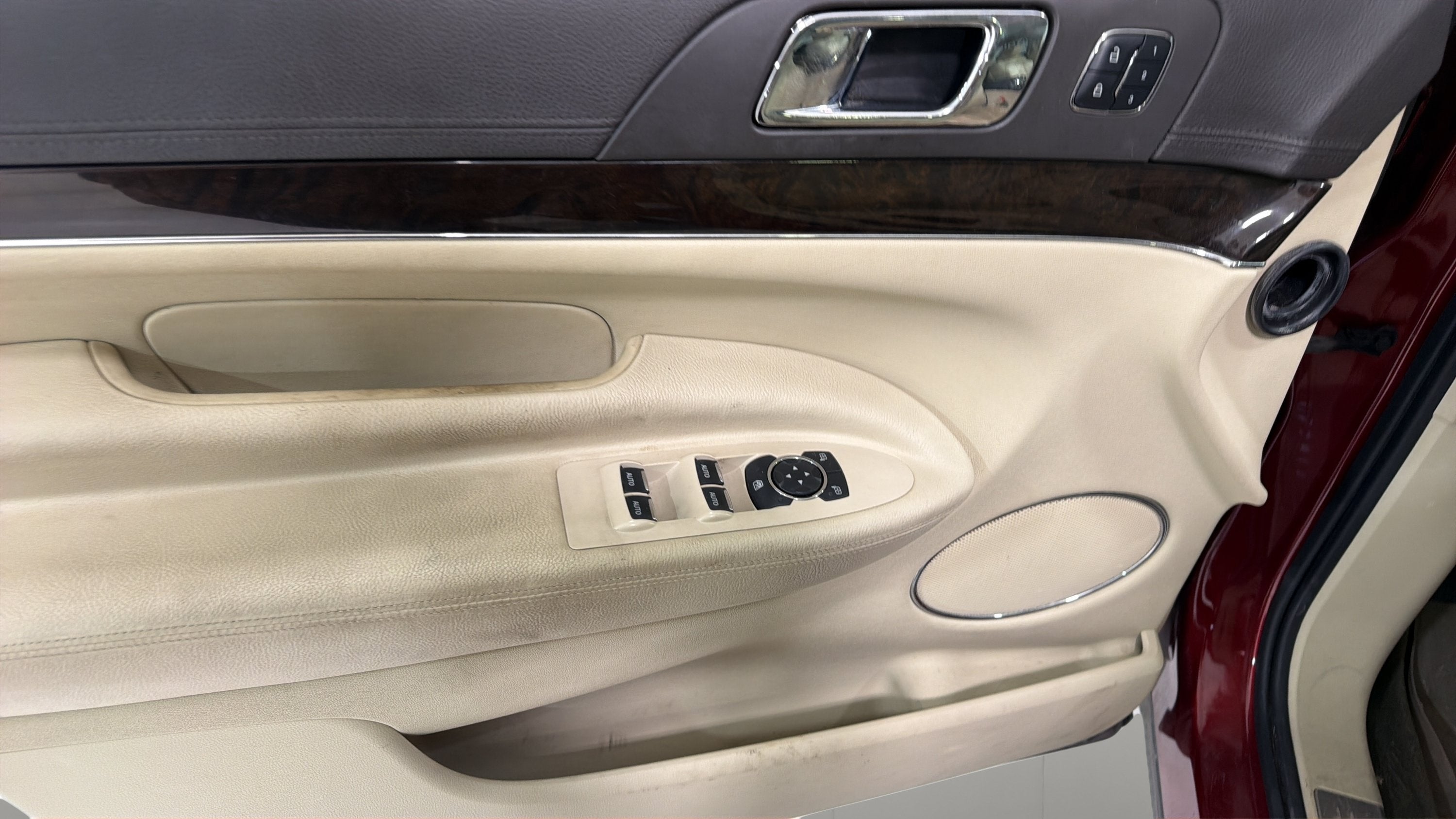 2014 Lincoln MKT EcoBoost