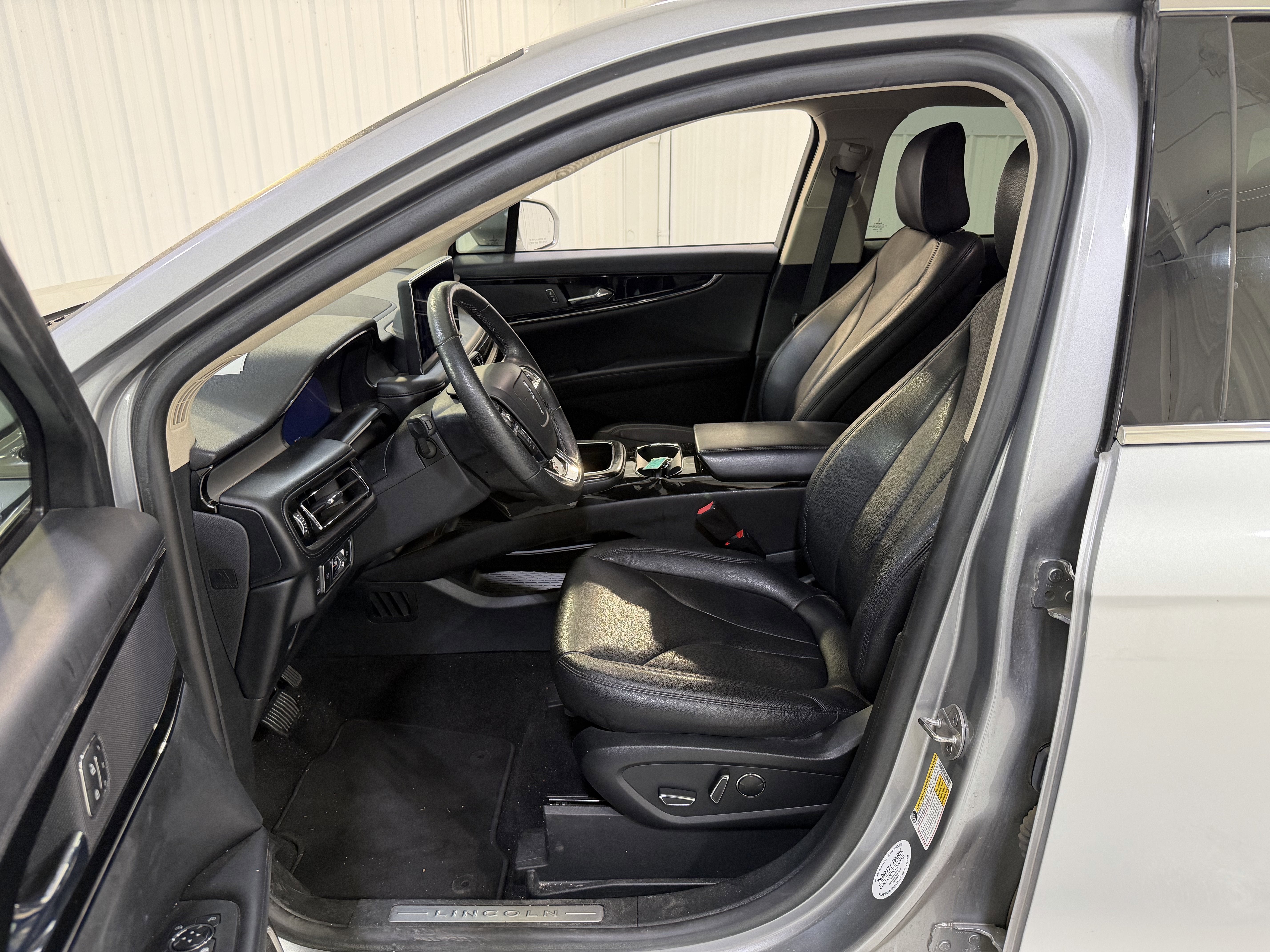 2021 Lincoln Nautilus Standard