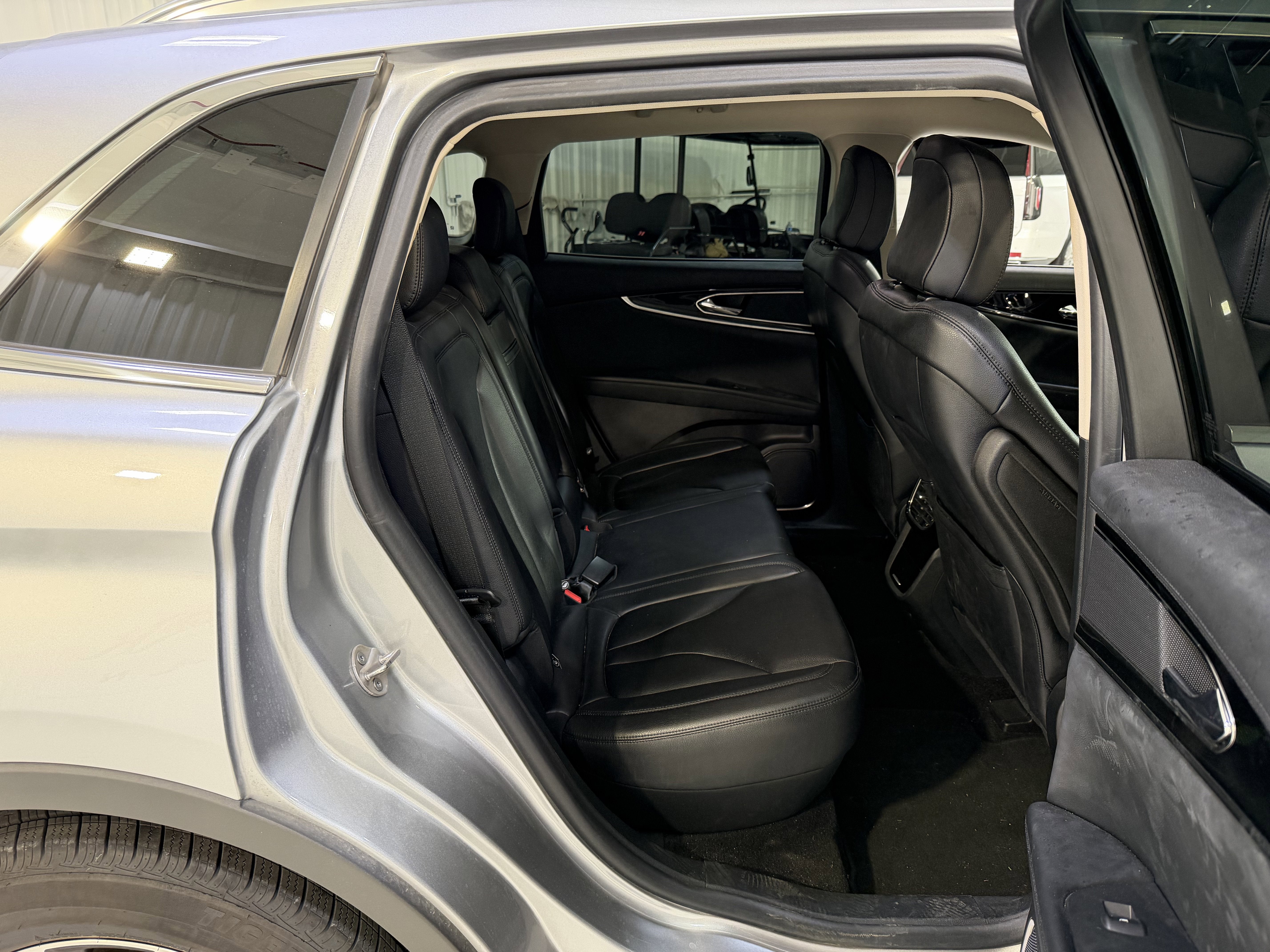 2021 Lincoln Nautilus Standard