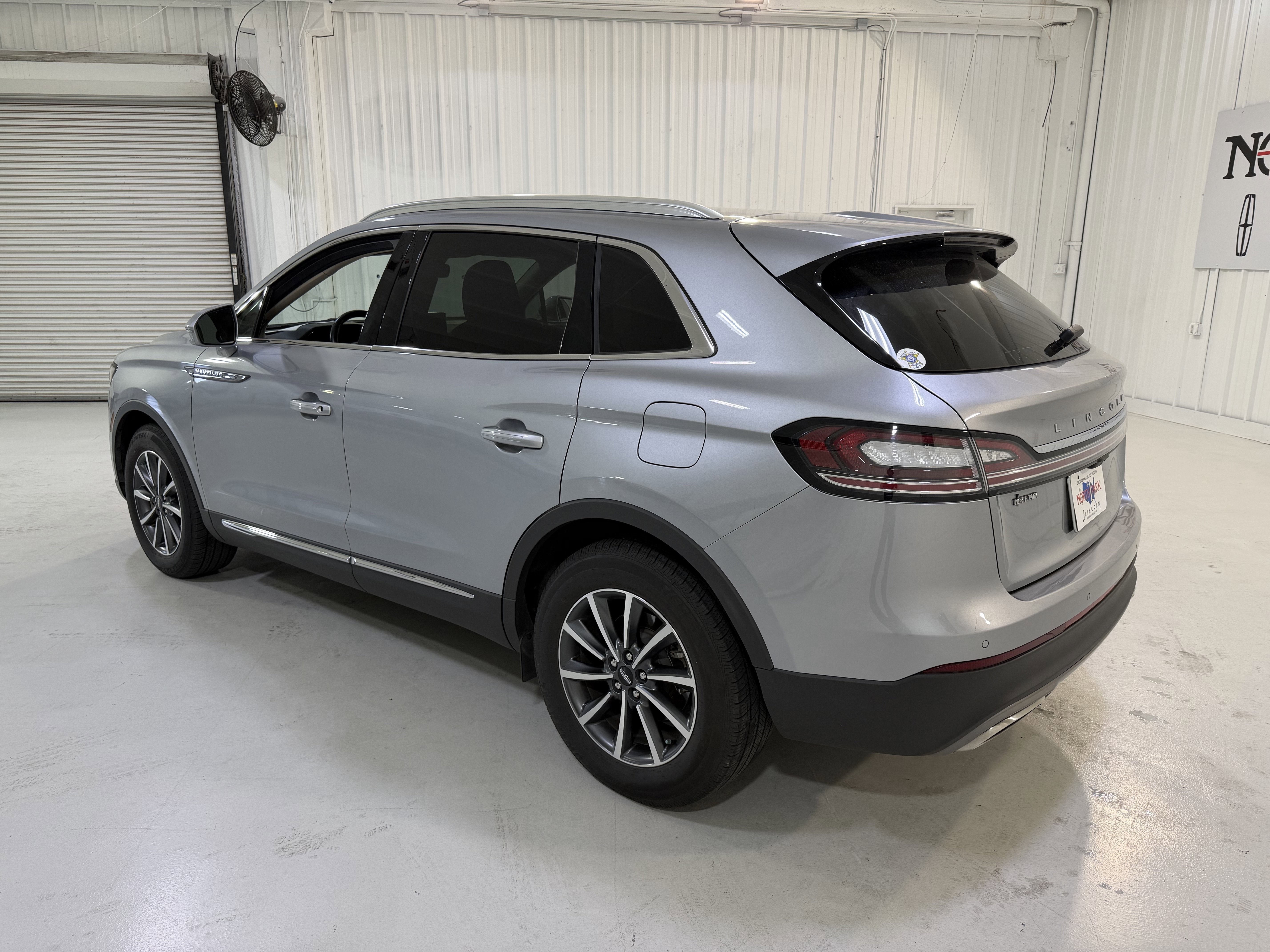 2021 Lincoln Nautilus Standard