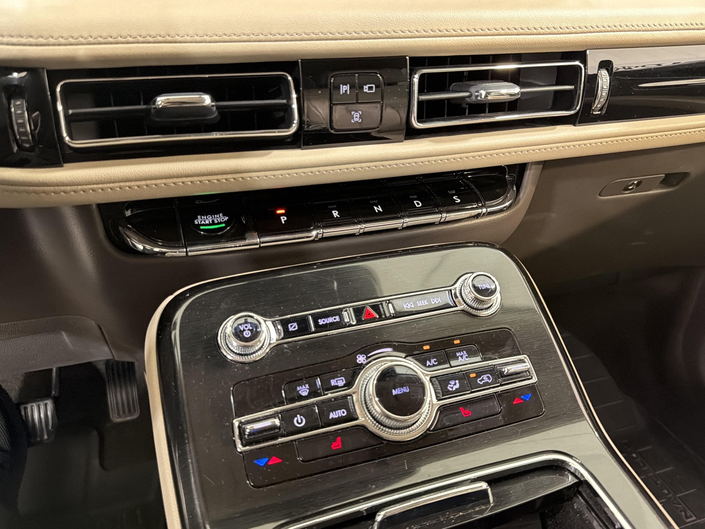 2022 Lincoln Nautilus Standard
