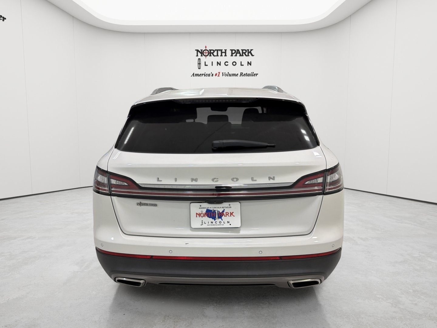 2022 Lincoln Nautilus Standard