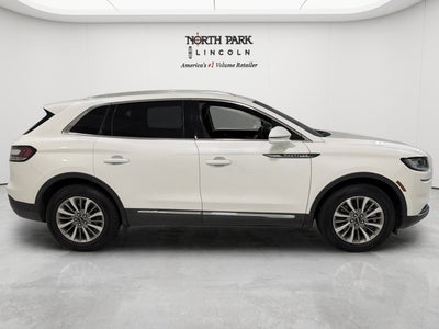 2022 Lincoln Nautilus Standard