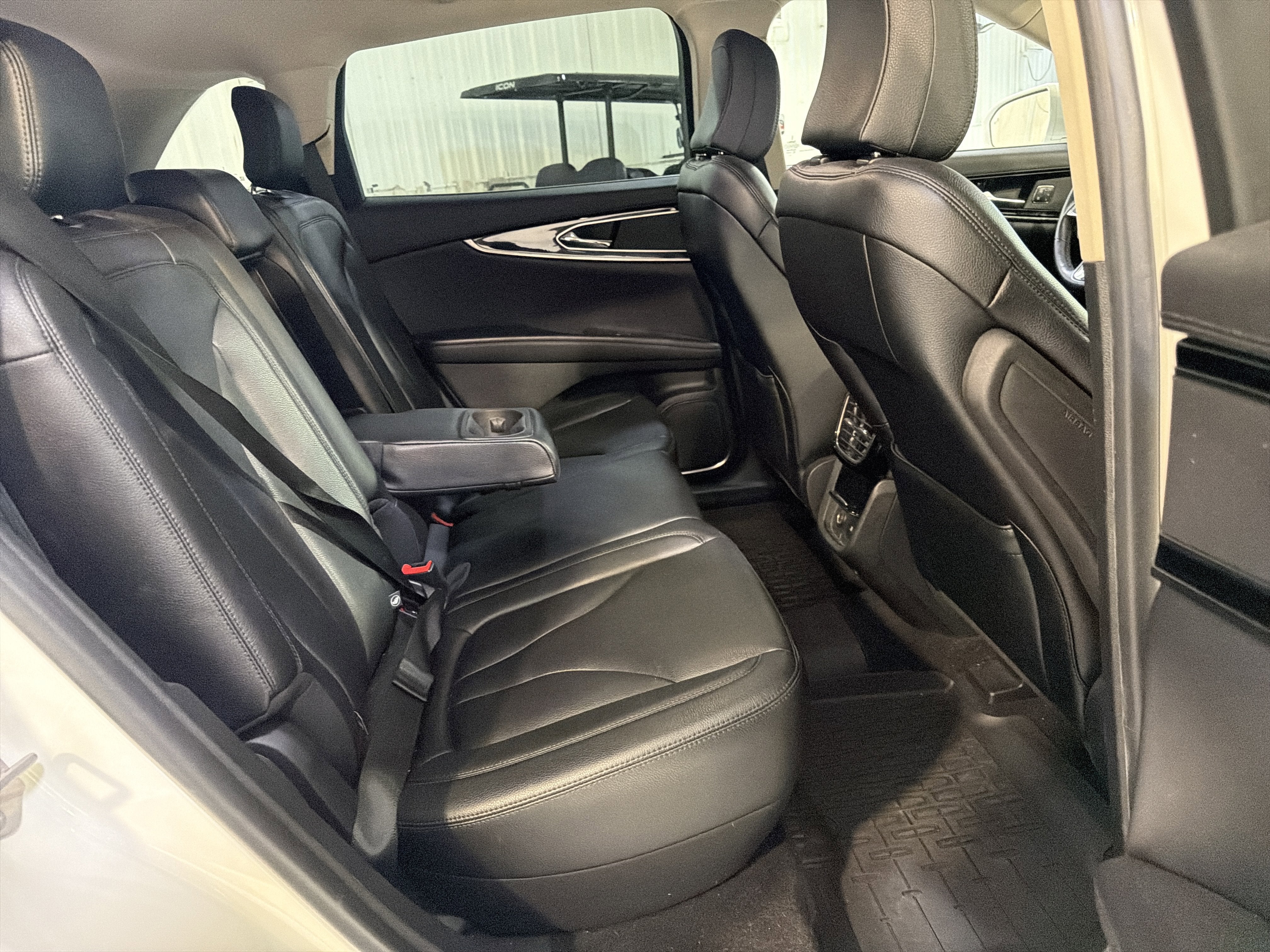 2022 Lincoln Nautilus Standard