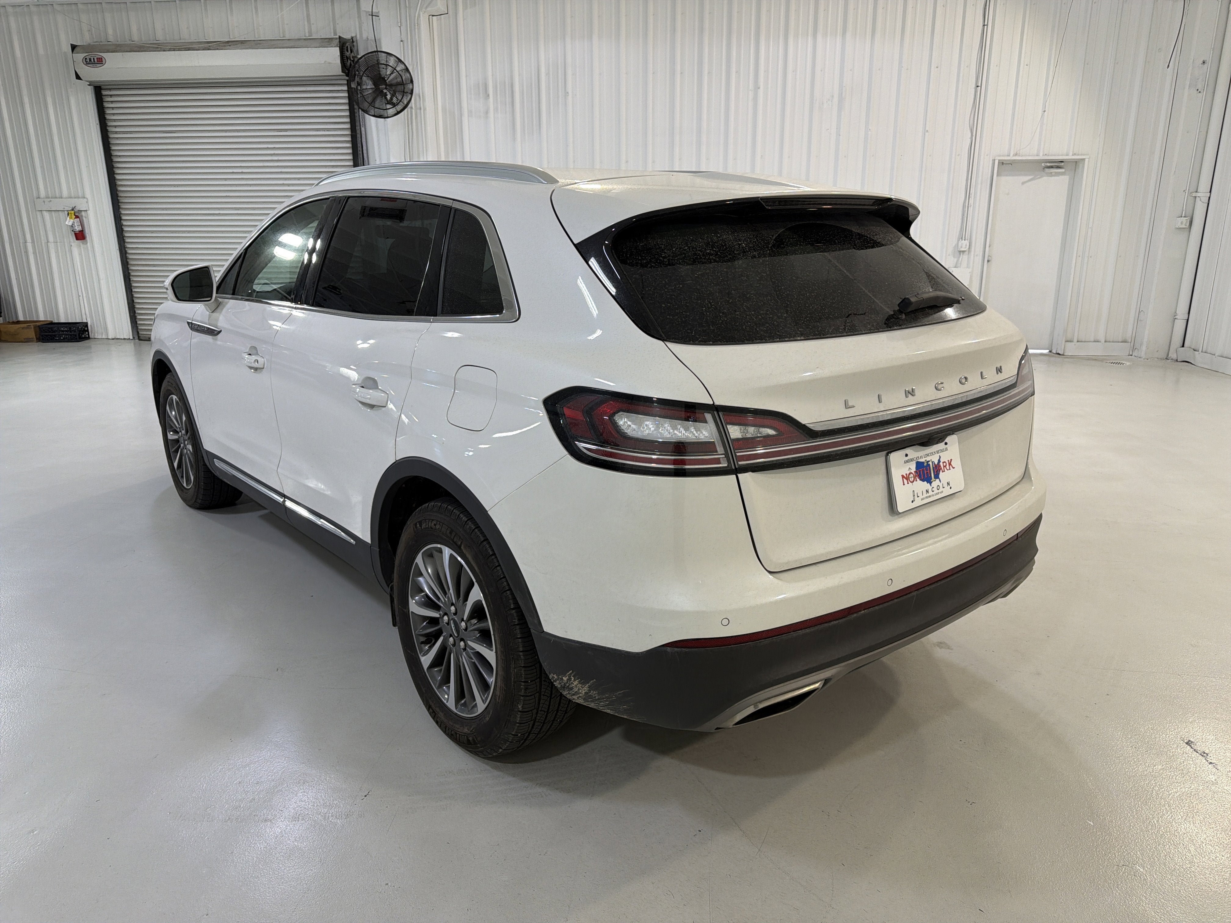 2022 Lincoln Nautilus Standard
